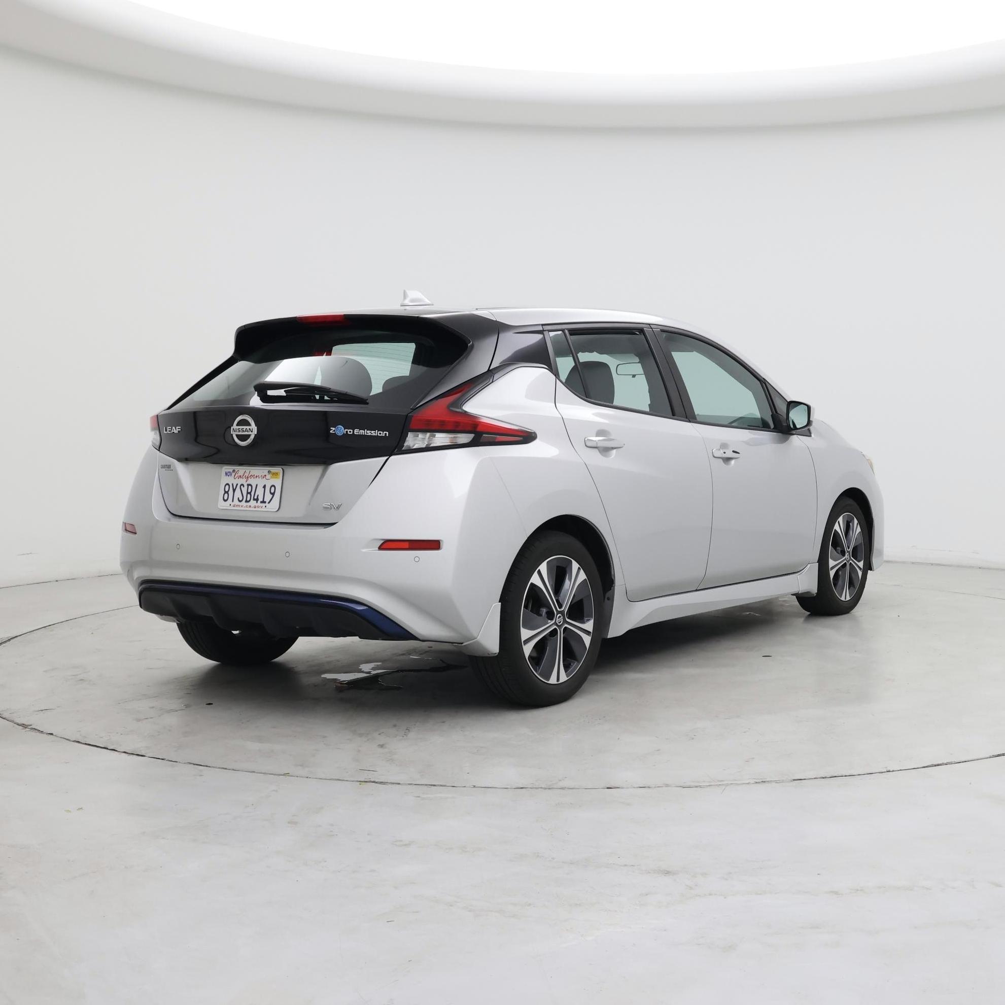Thumbnail: 2022 Nissan Leaf - 8