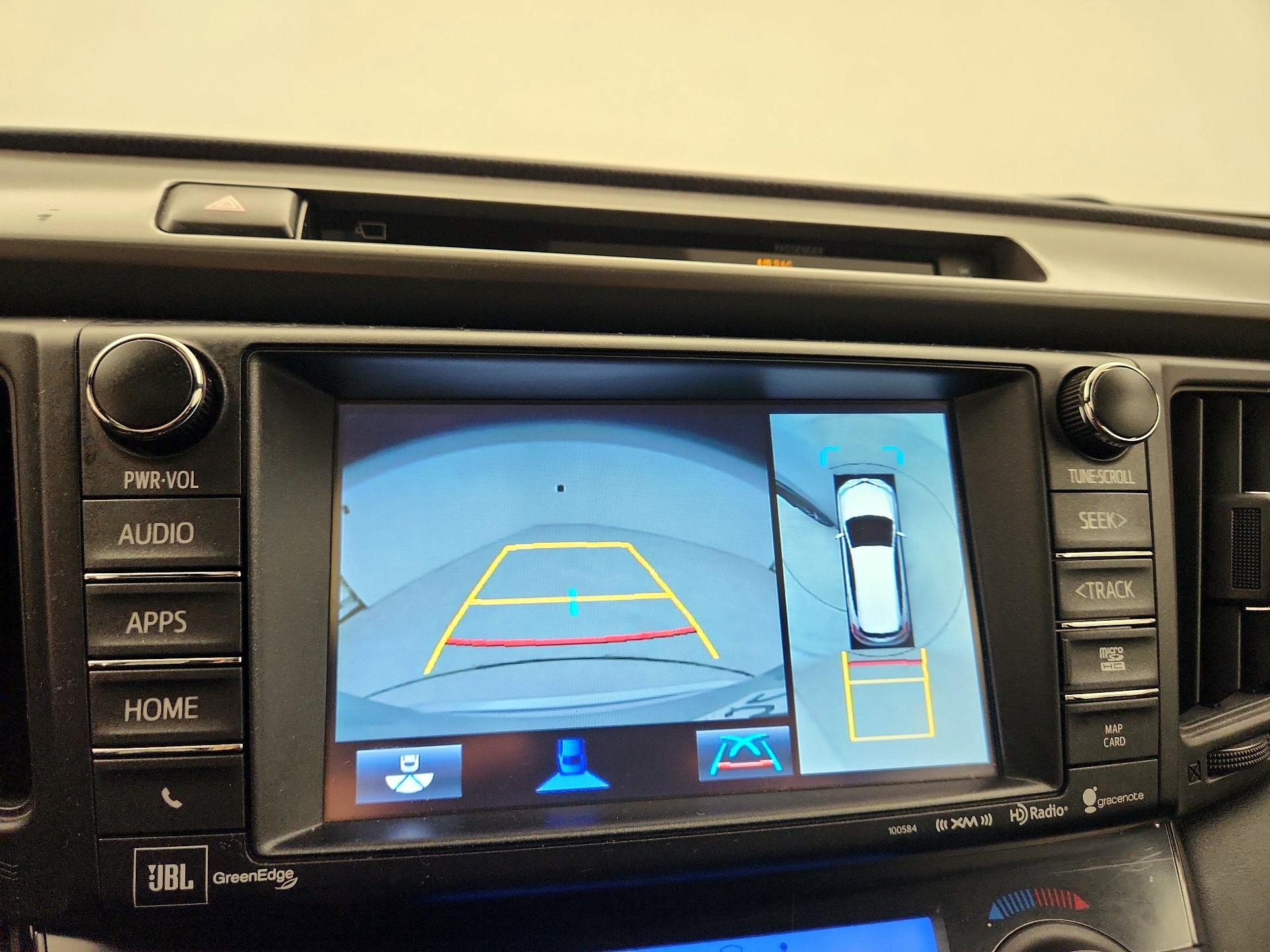 Thumbnail: 2016 Toyota RAV4 - 15