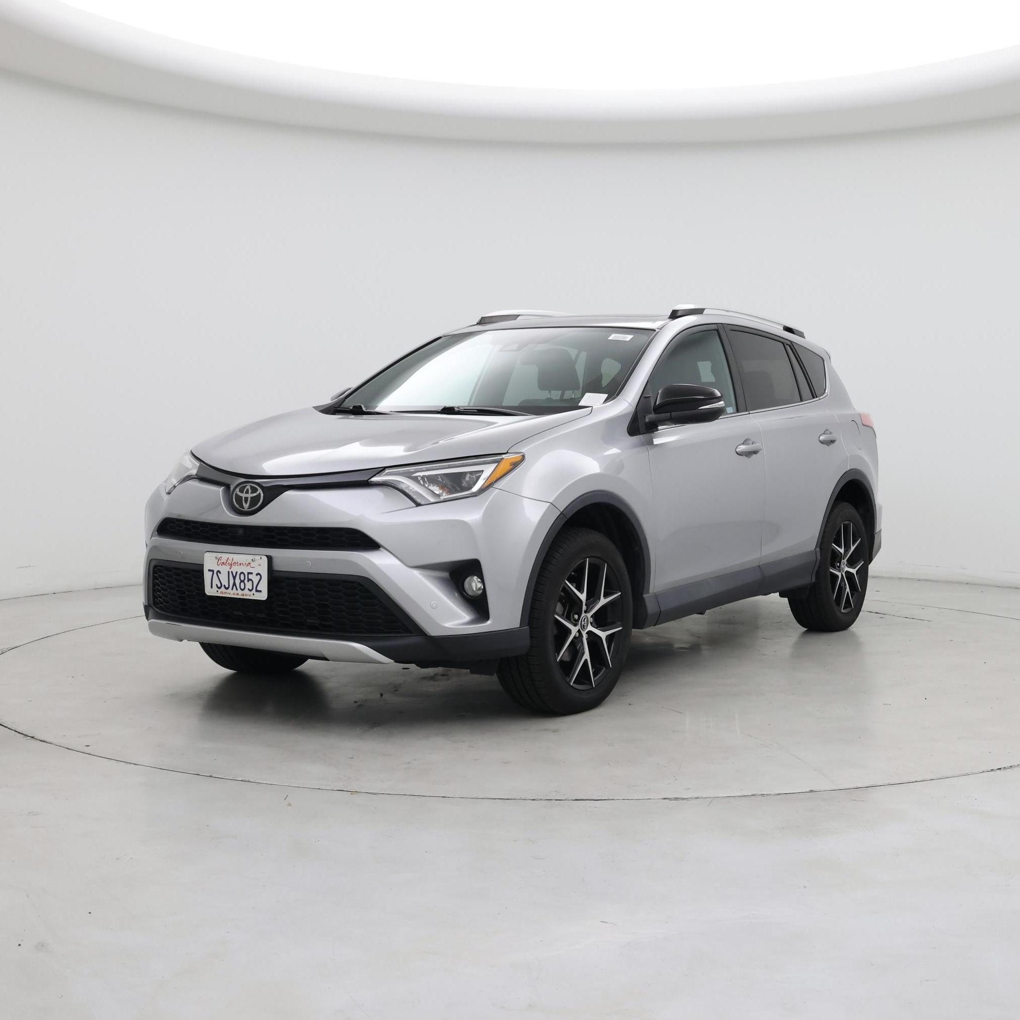 Thumbnail: 2016 Toyota RAV4 - 4