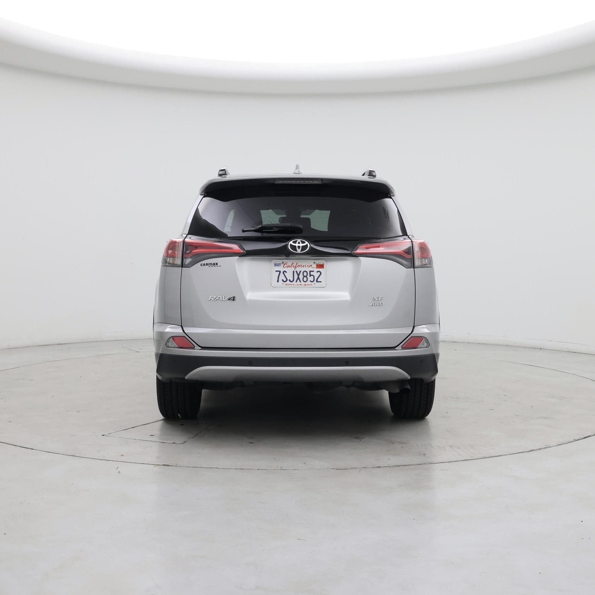 Thumbnail: 2016 Toyota RAV4 - 6
