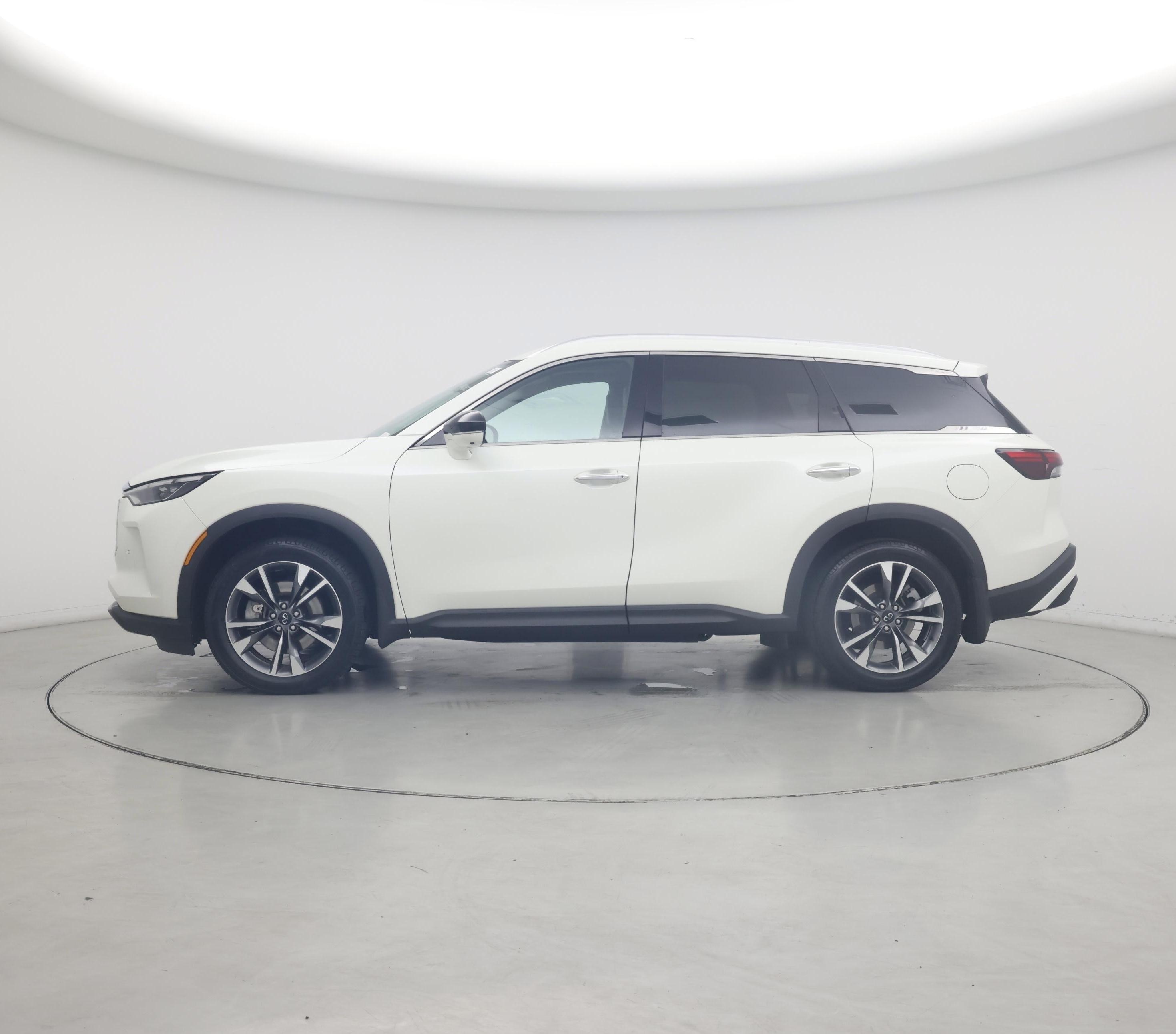 Thumbnail: 2023 INFINITI QX60 - 3