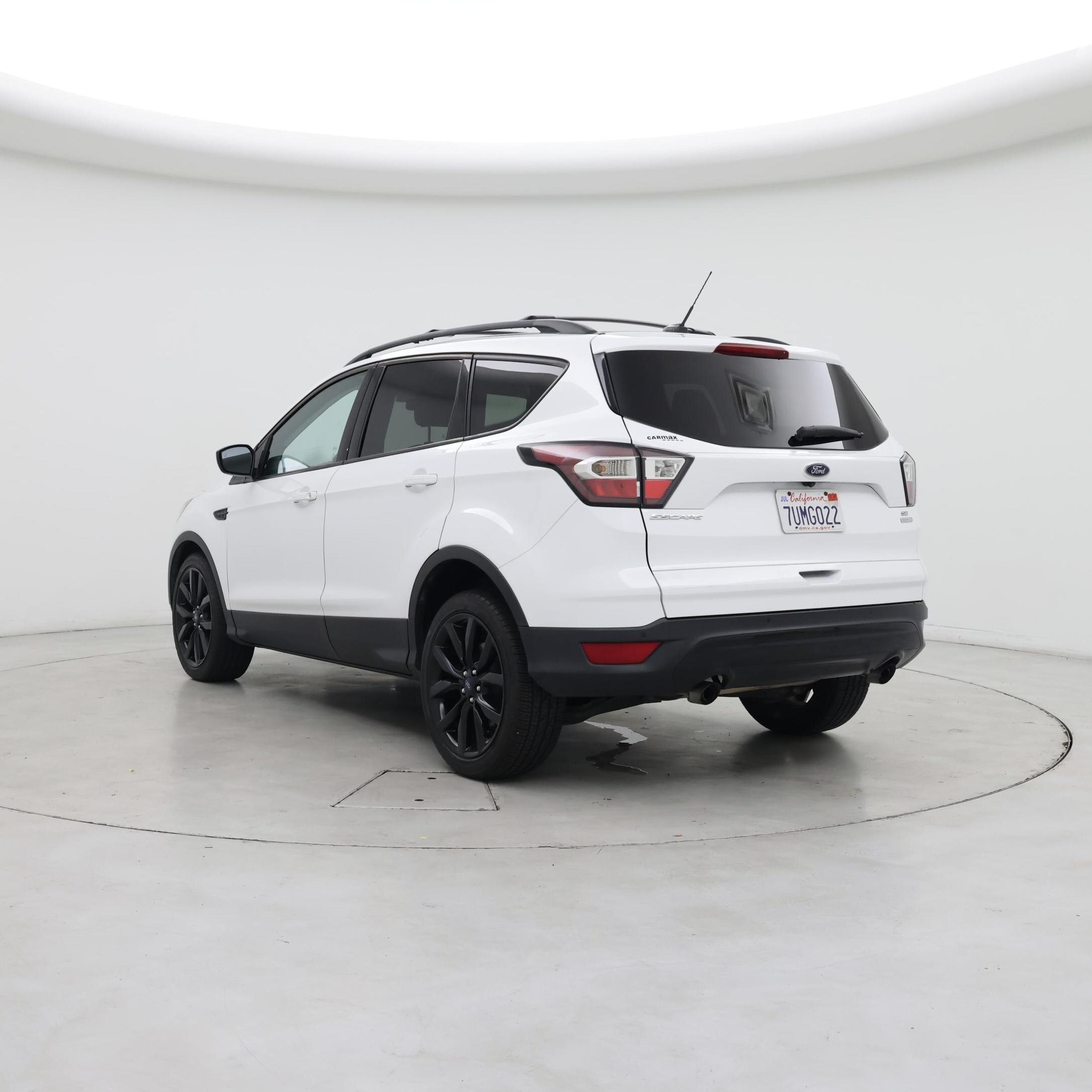 Thumbnail: 2017 Ford Escape - 2