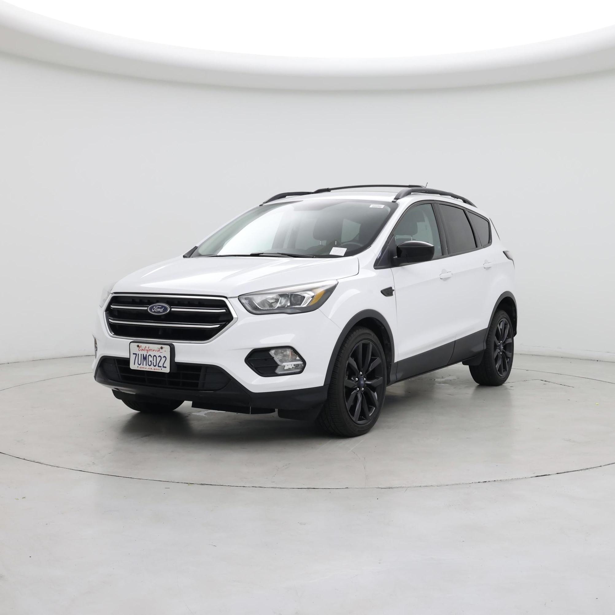 Thumbnail: 2017 Ford Escape - 4