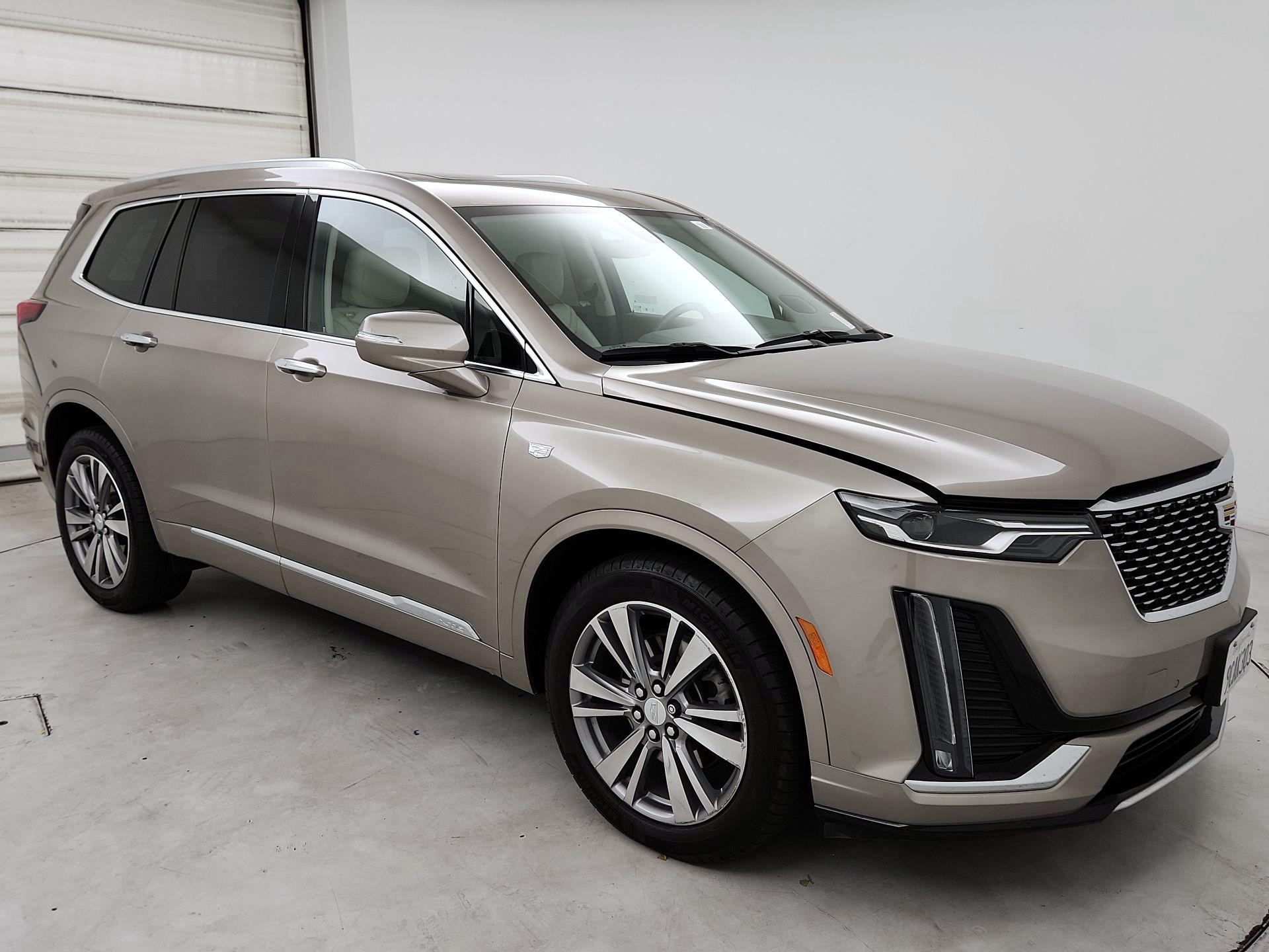 Thumbnail: 2022 Cadillac XT6 - 1