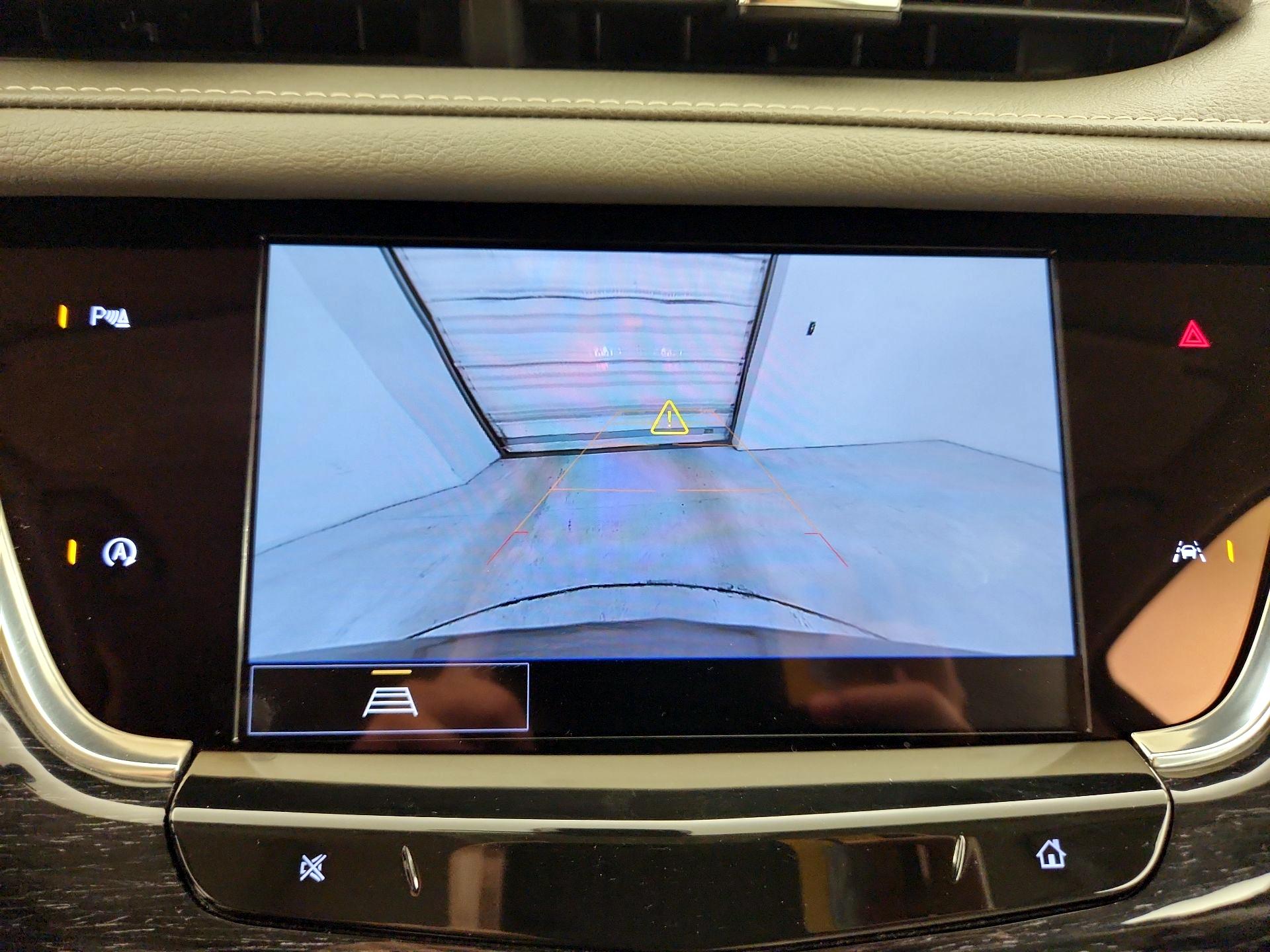 Thumbnail: 2022 Cadillac XT6 - 12
