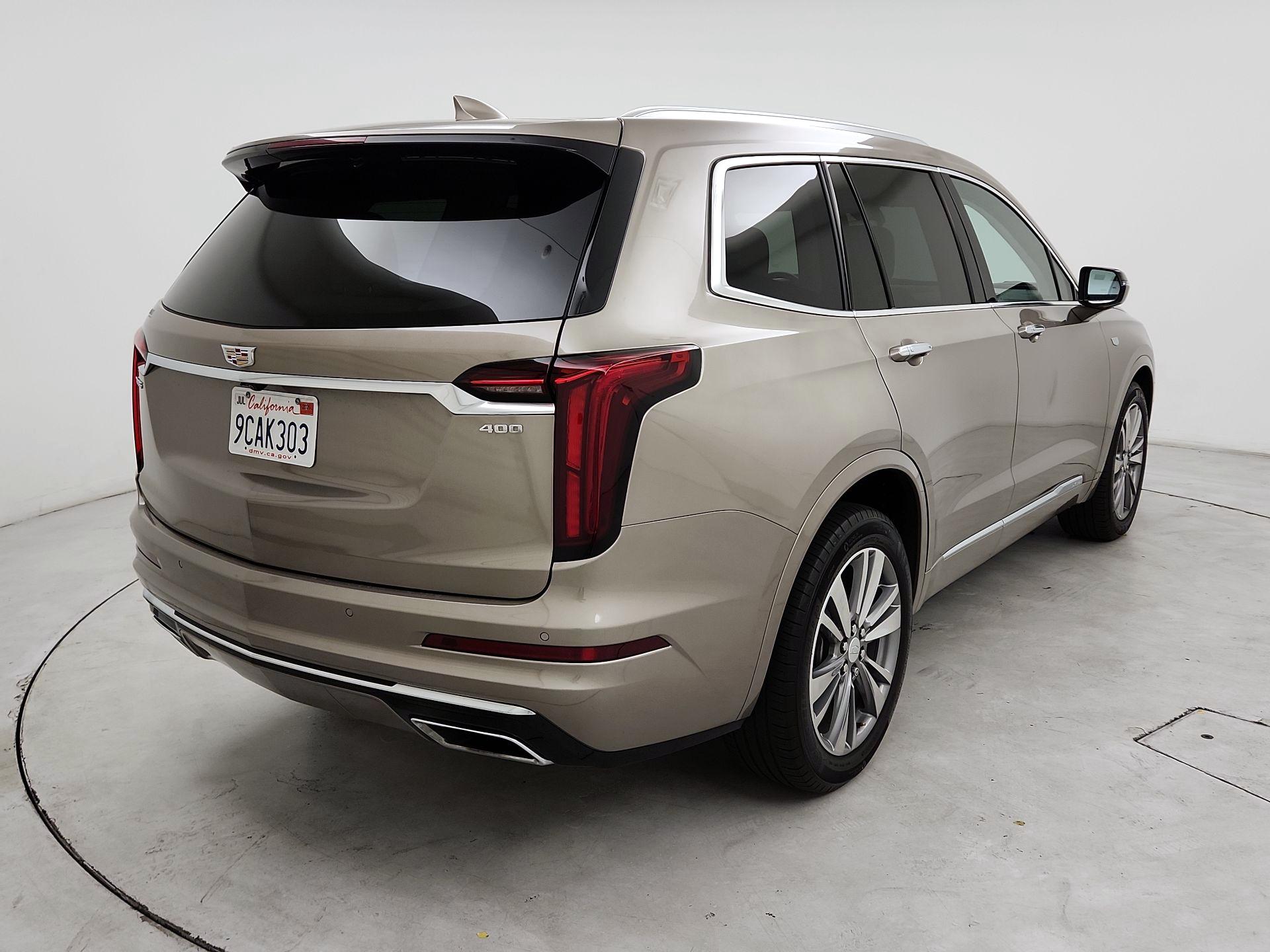 Thumbnail: 2022 Cadillac XT6 - 5