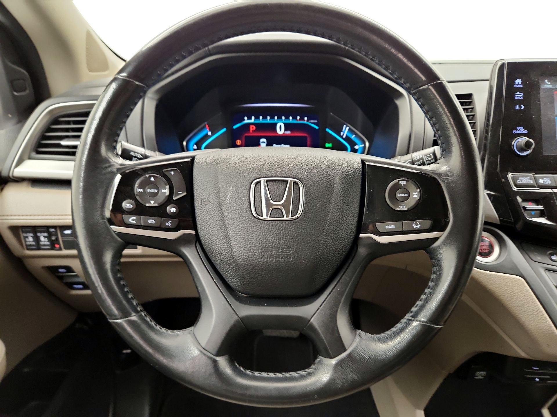 Thumbnail: 2018 Honda Odyssey - 10