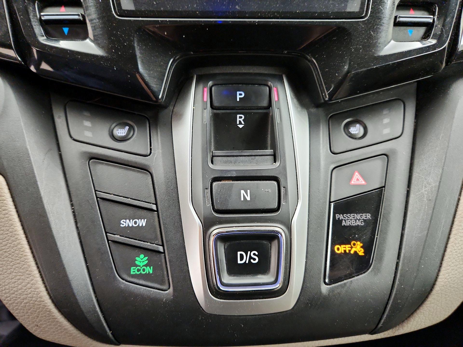Thumbnail: 2018 Honda Odyssey - 18