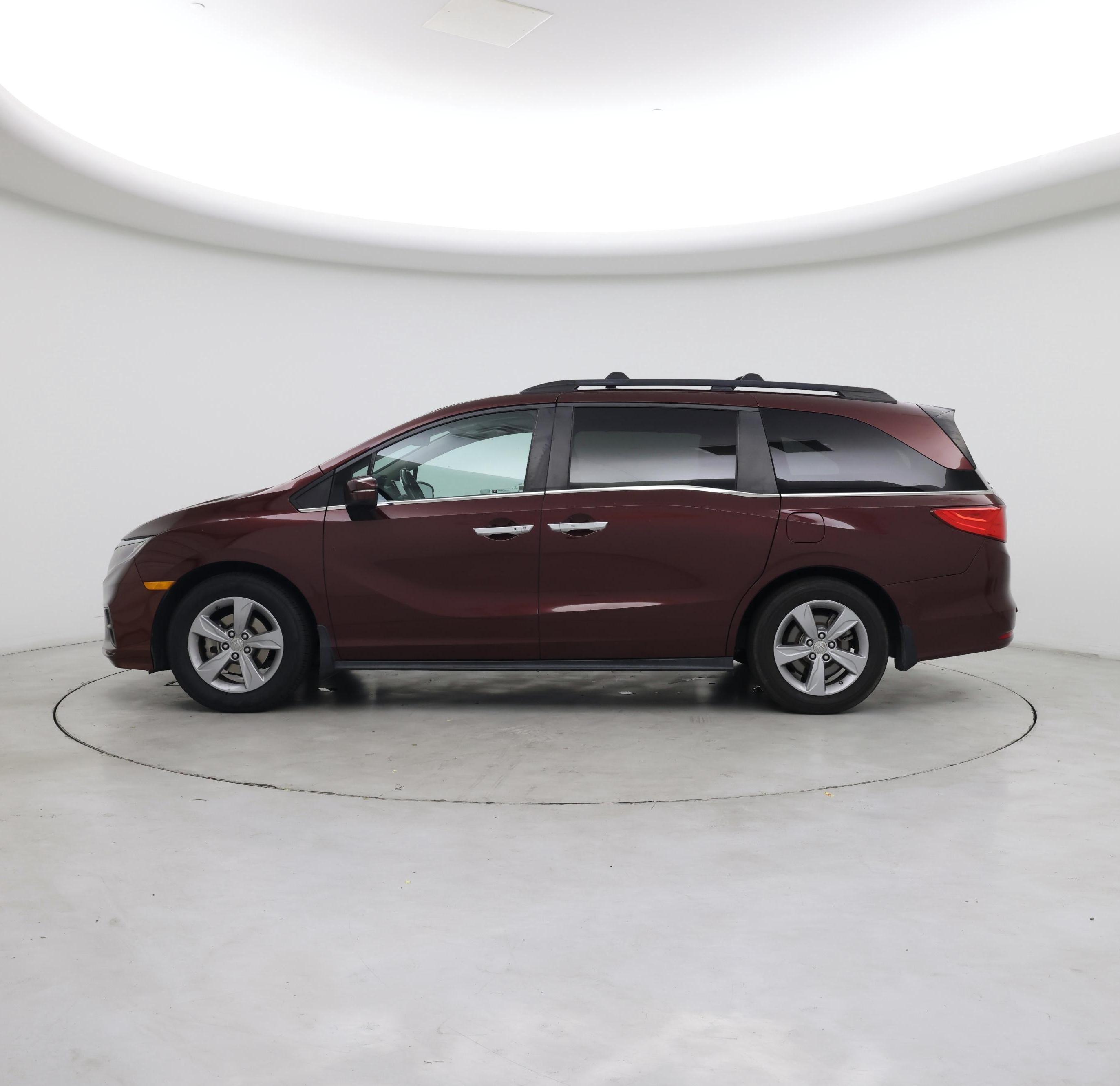 Thumbnail: 2018 Honda Odyssey - 3