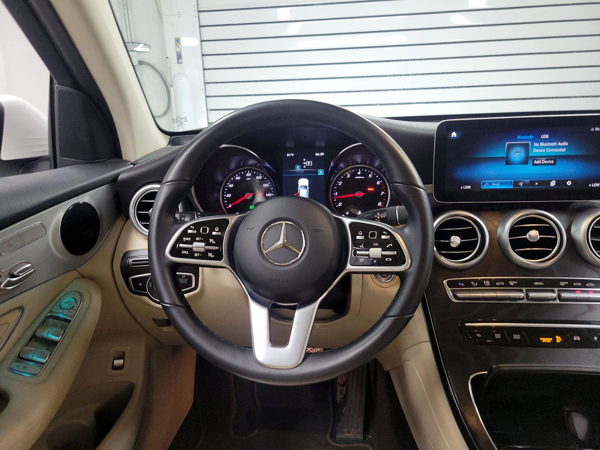 Thumbnail: 2022 Mercedes-Benz GLC - 10