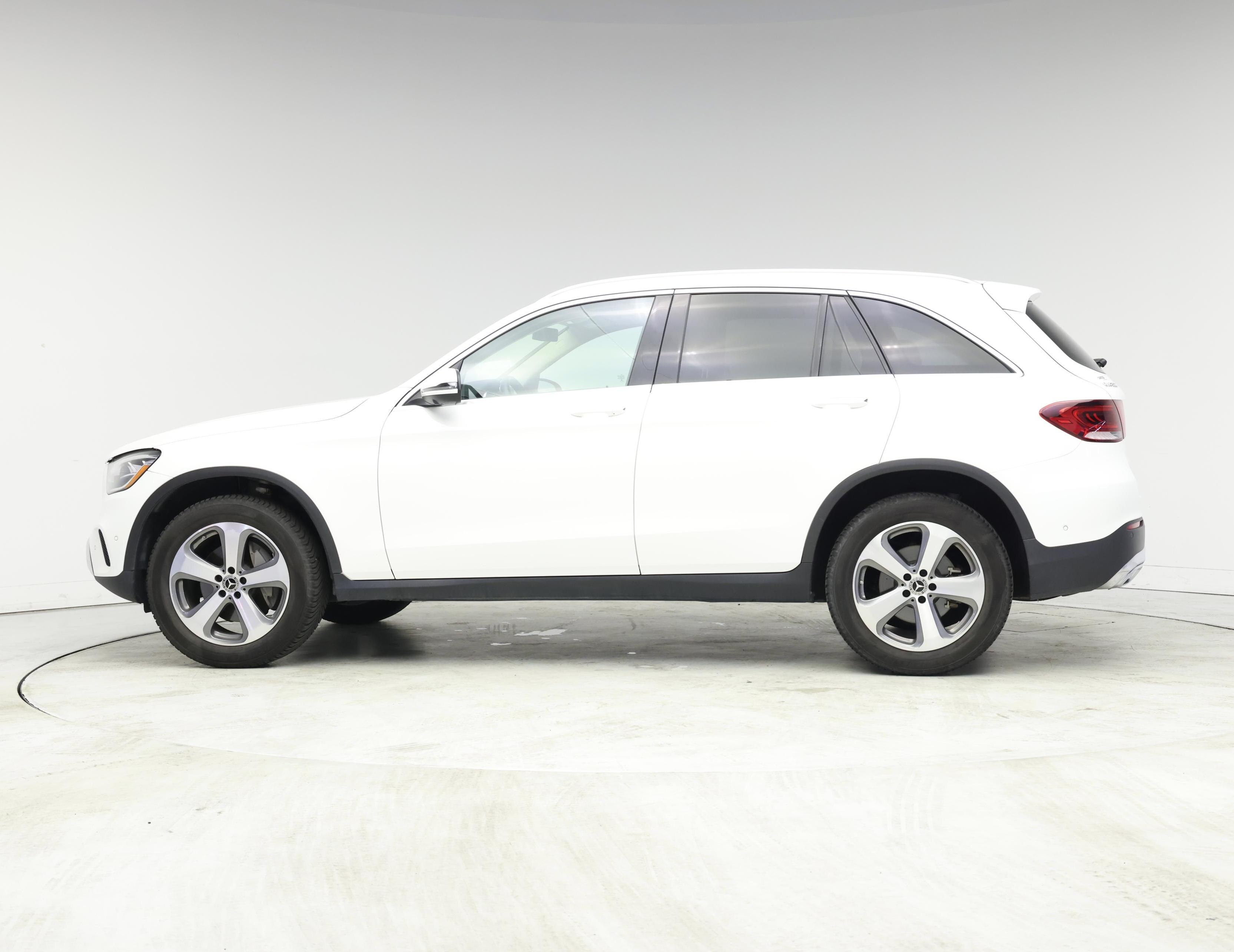 Thumbnail: 2022 Mercedes-Benz GLC - 3