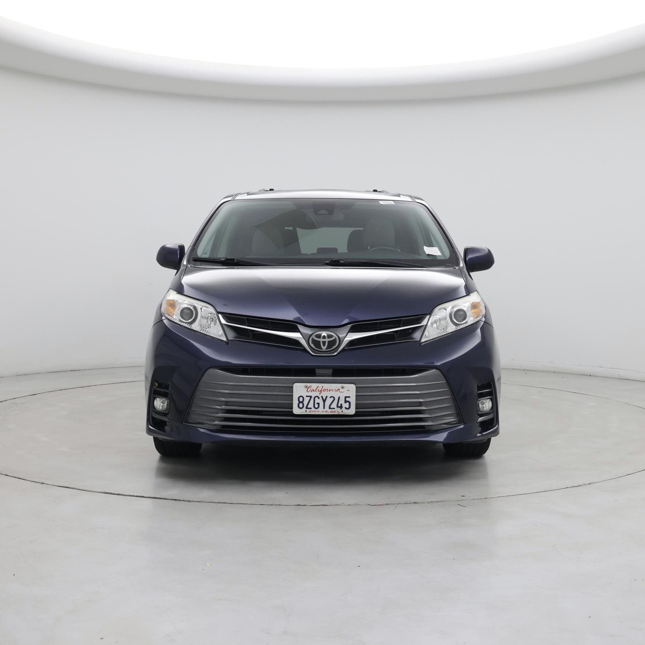 Thumbnail: 2018 Toyota Sienna - 5