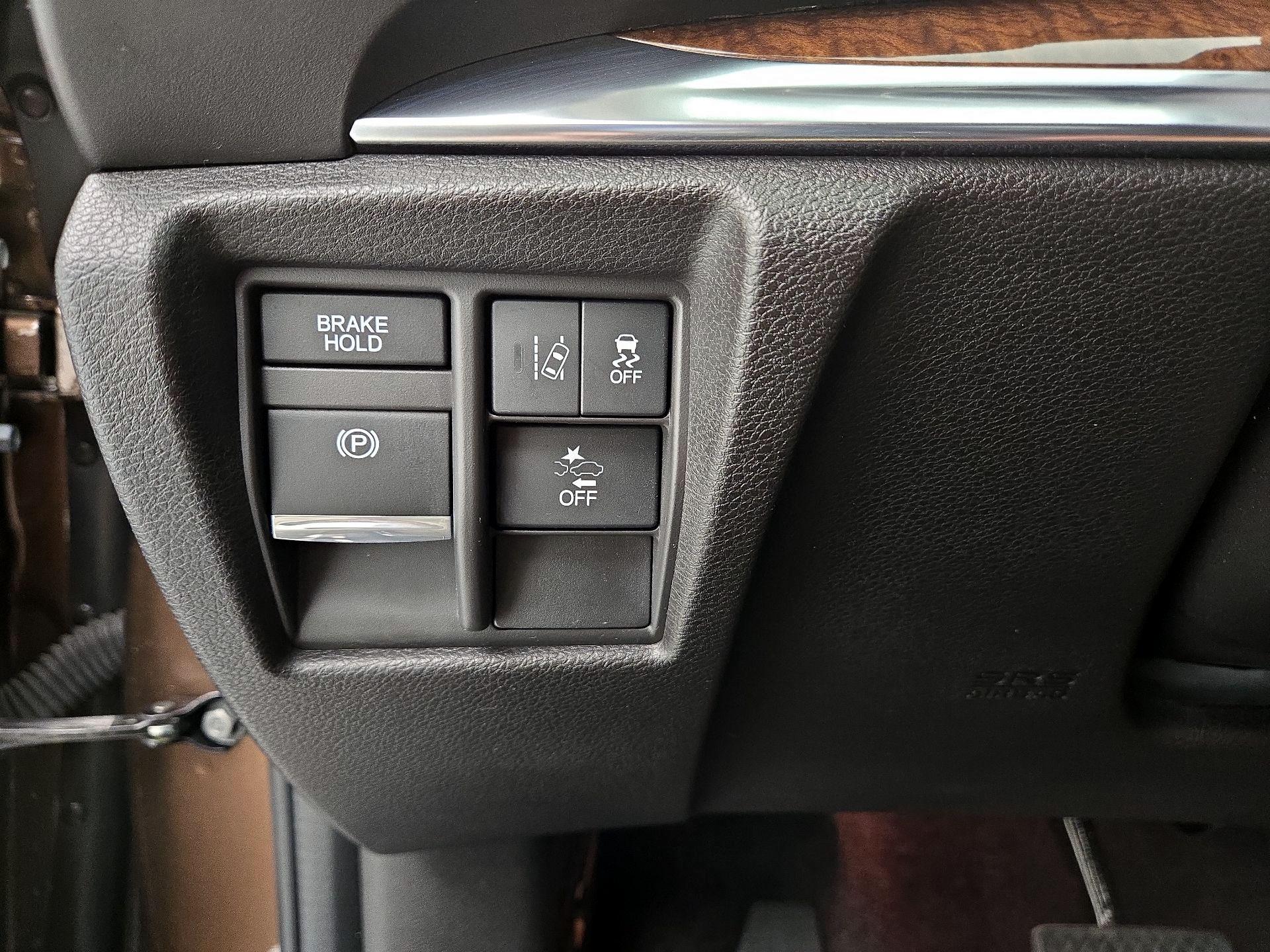 Thumbnail: 2019 Acura MDX - 13