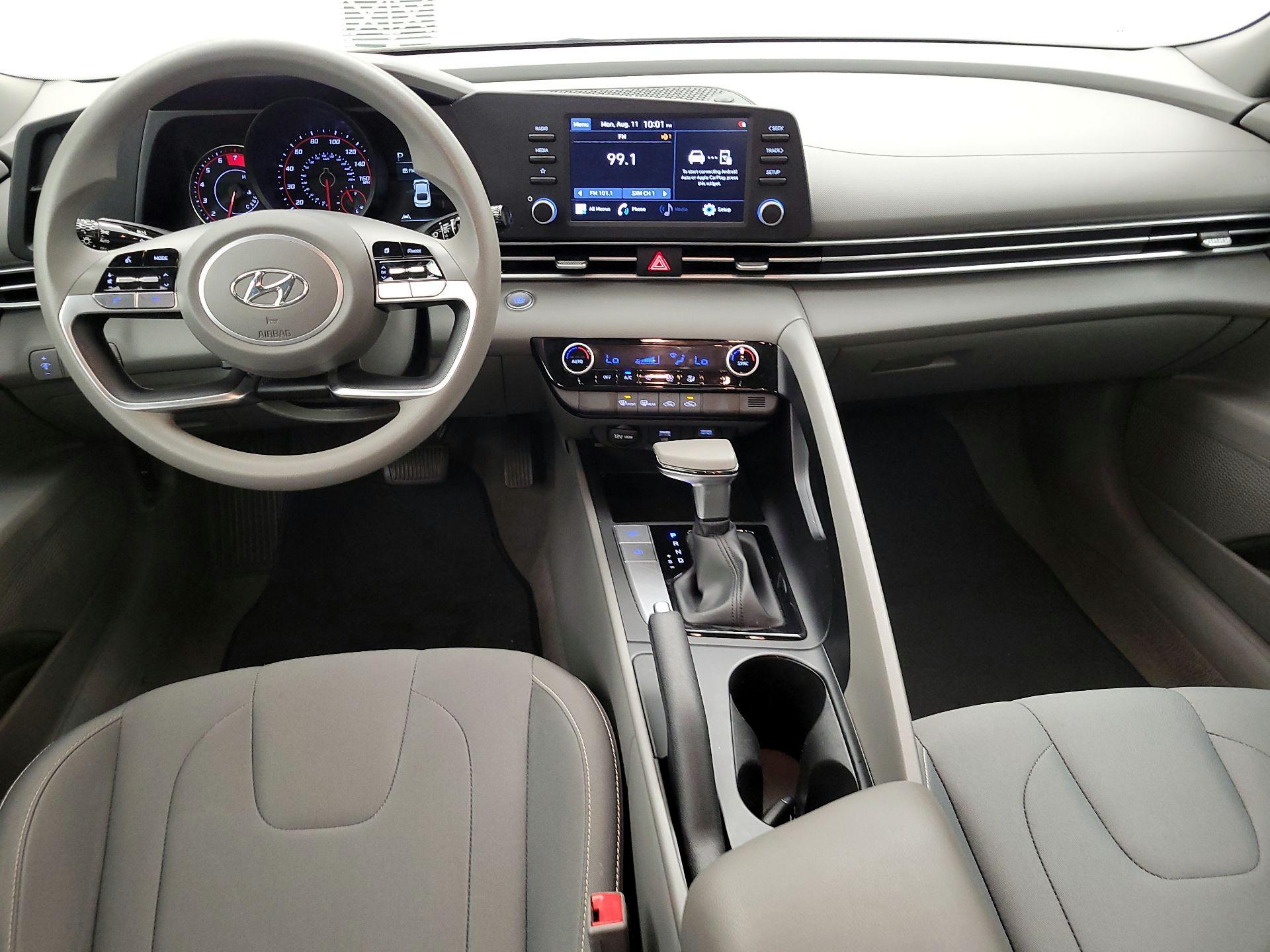 Thumbnail: 2022 Hyundai Elantra - 9