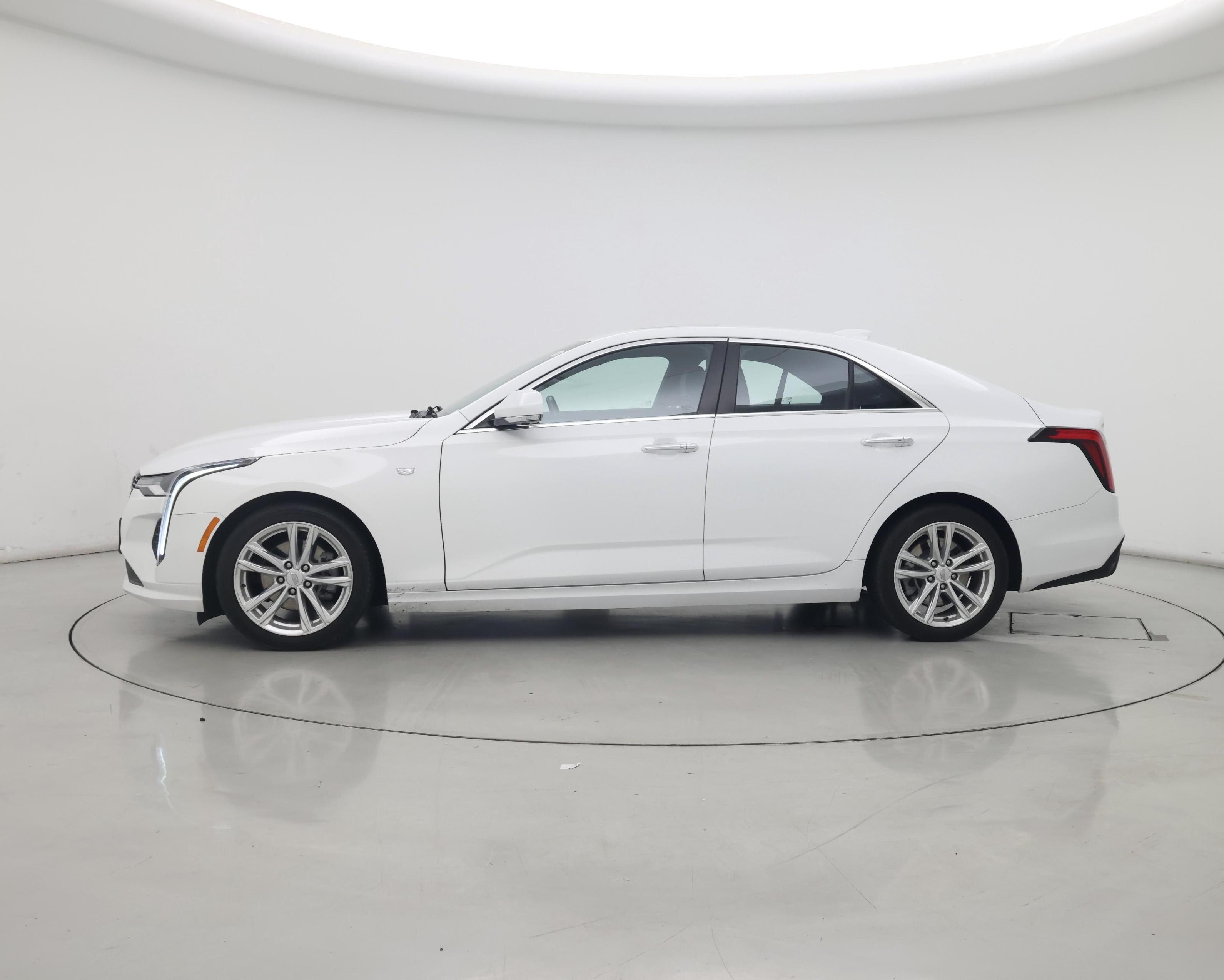 Thumbnail: 2022 Cadillac CT4 - 3