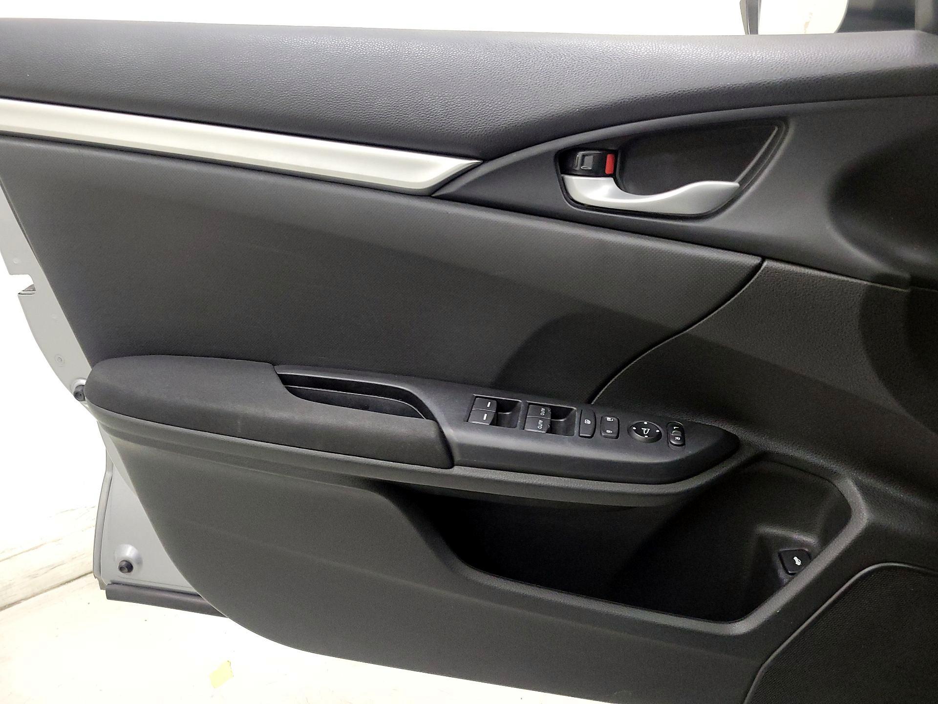 Thumbnail: 2019 Honda Civic - 12