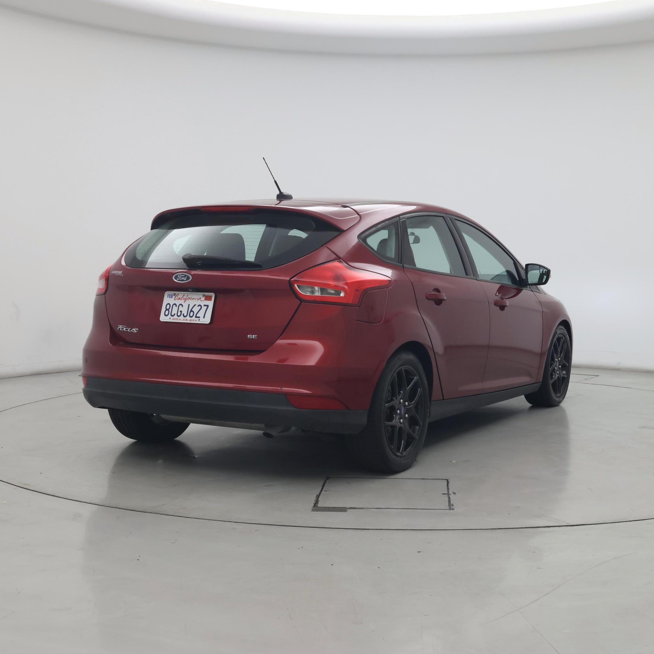 Thumbnail: 2016 Ford Focus - 8