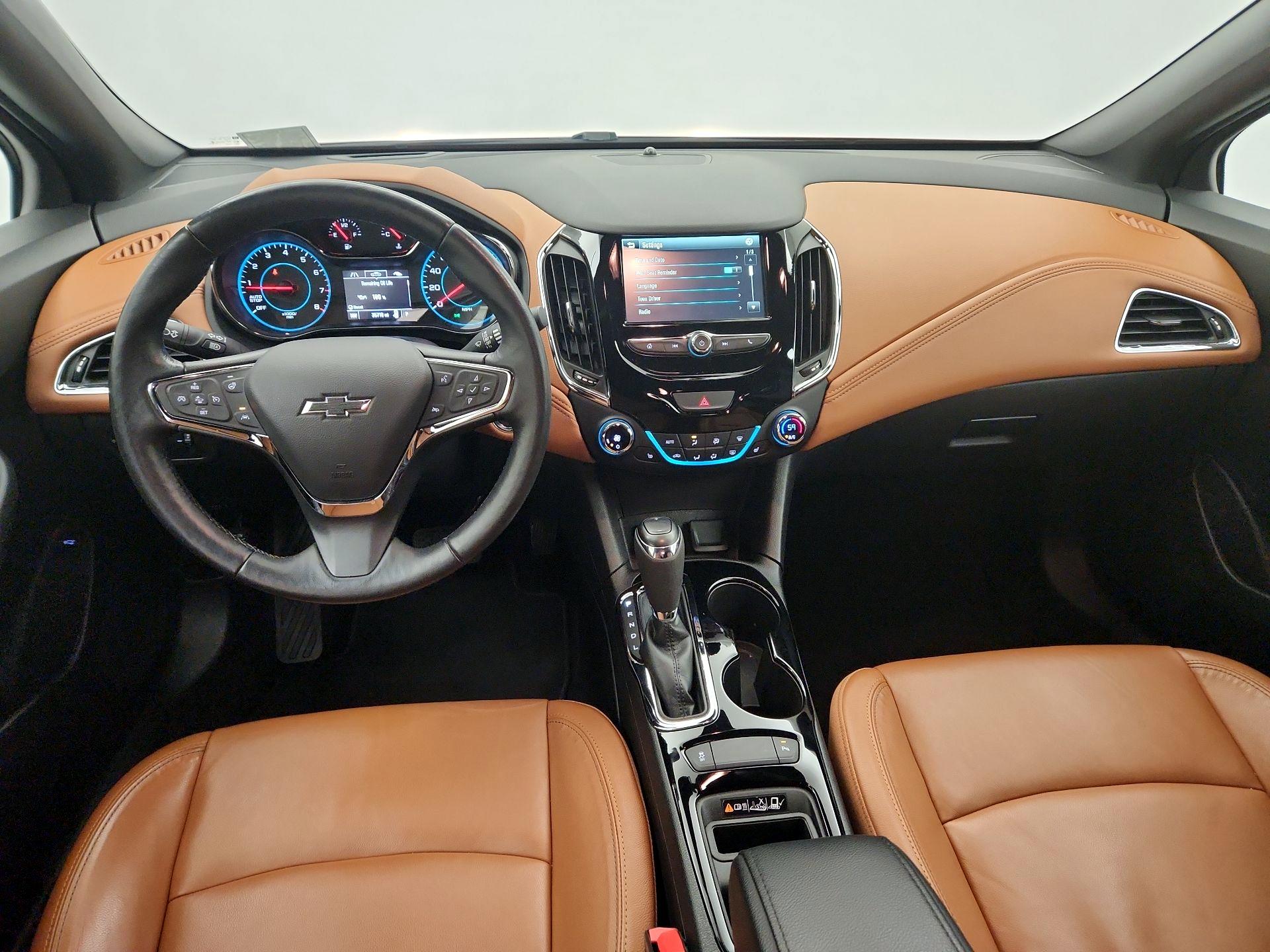 Thumbnail: 2017 Chevrolet Cruze - 9