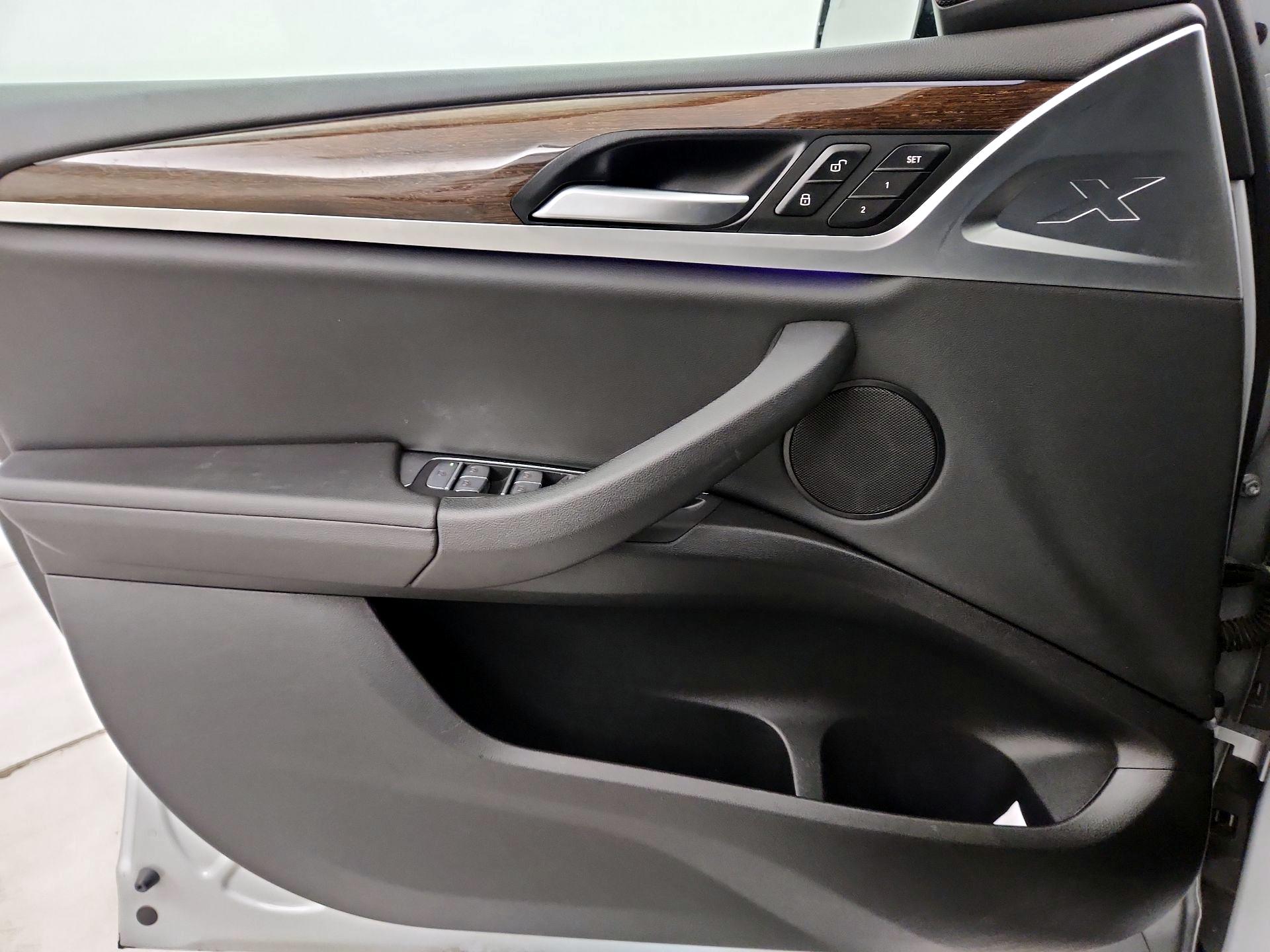 Thumbnail: 2021 BMW X3 - 12