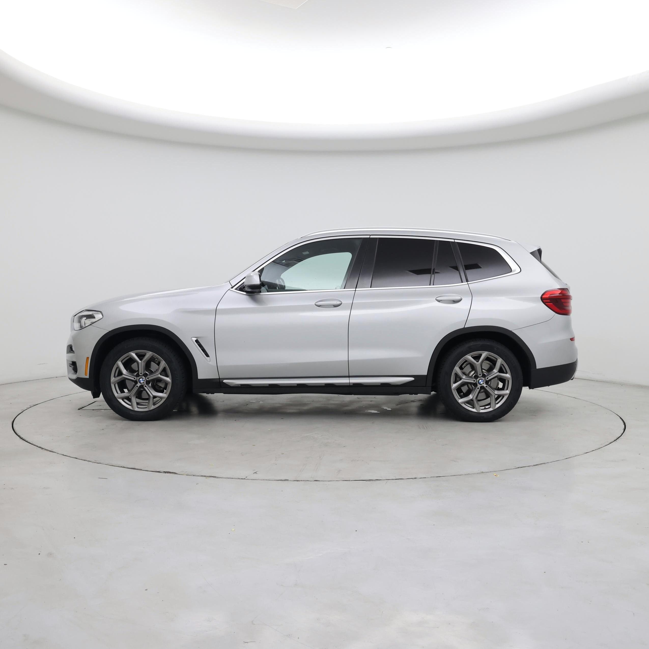 Thumbnail: 2021 BMW X3 - 3