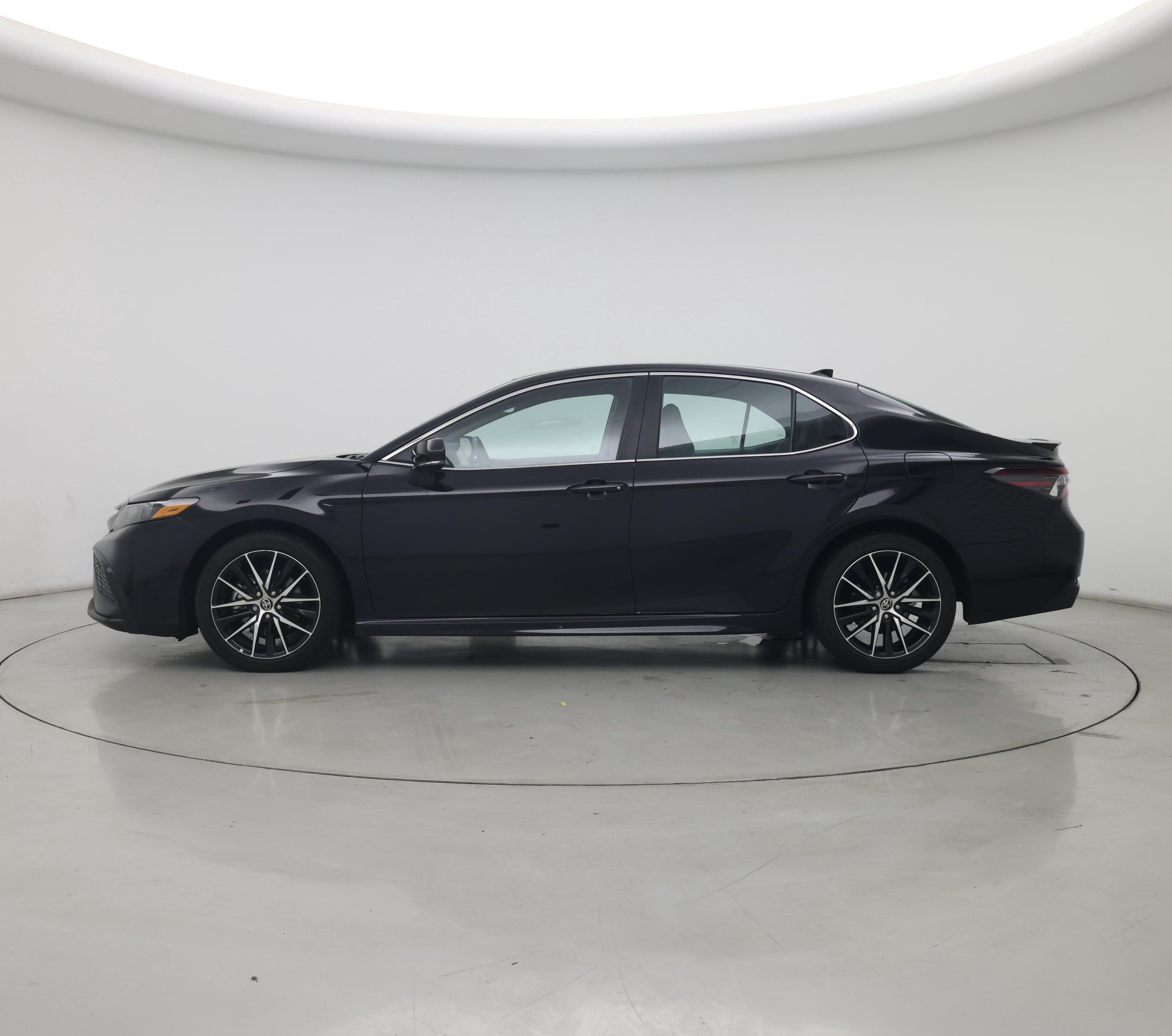 Thumbnail: 2024 Toyota Camry - 3