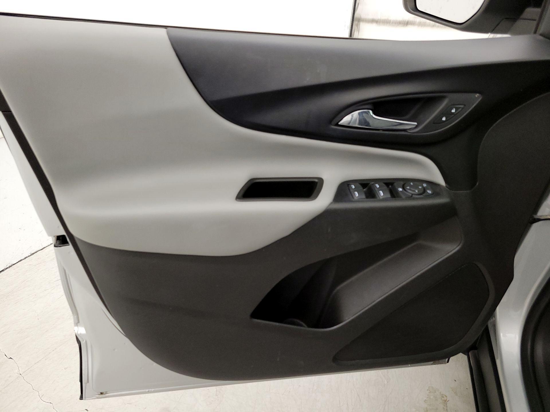 Thumbnail: 2019 Chevrolet Equinox - 12