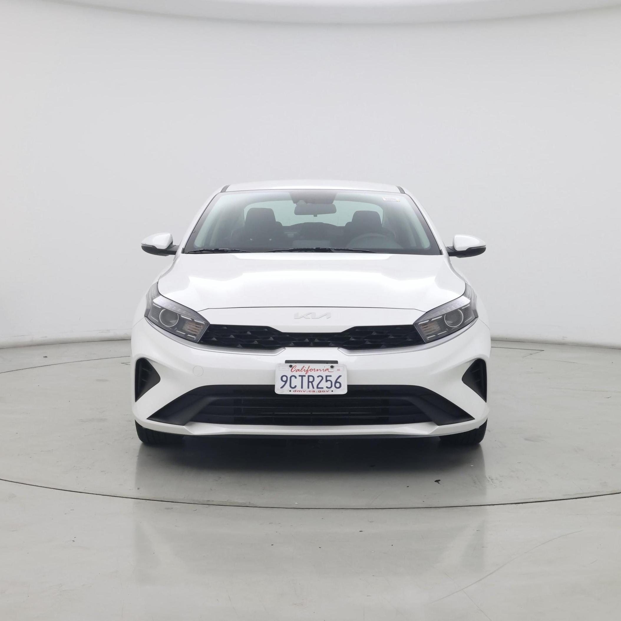 Thumbnail: 2023 Kia Forte - 5