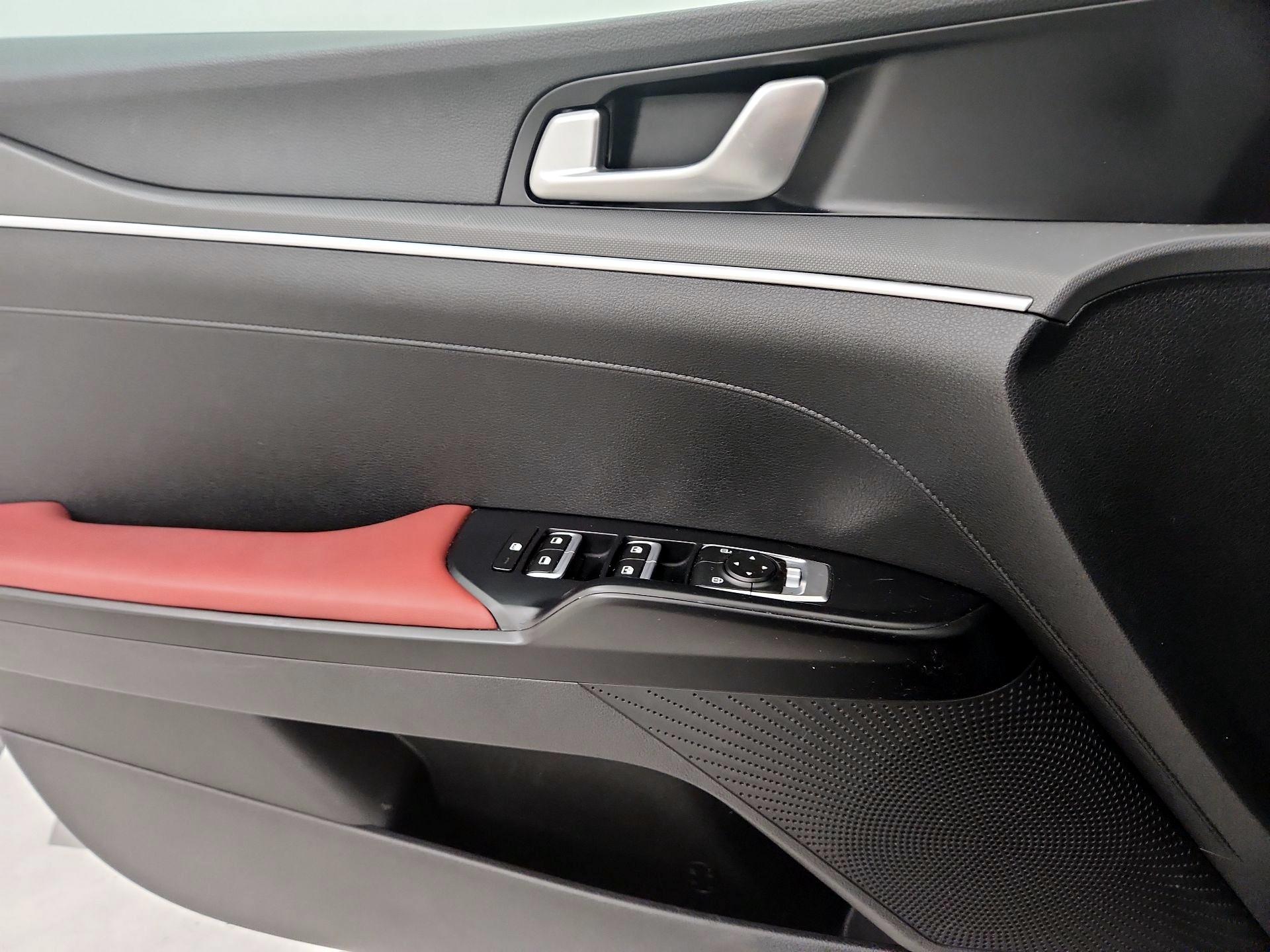 Thumbnail: 2021 Kia K5 - 12