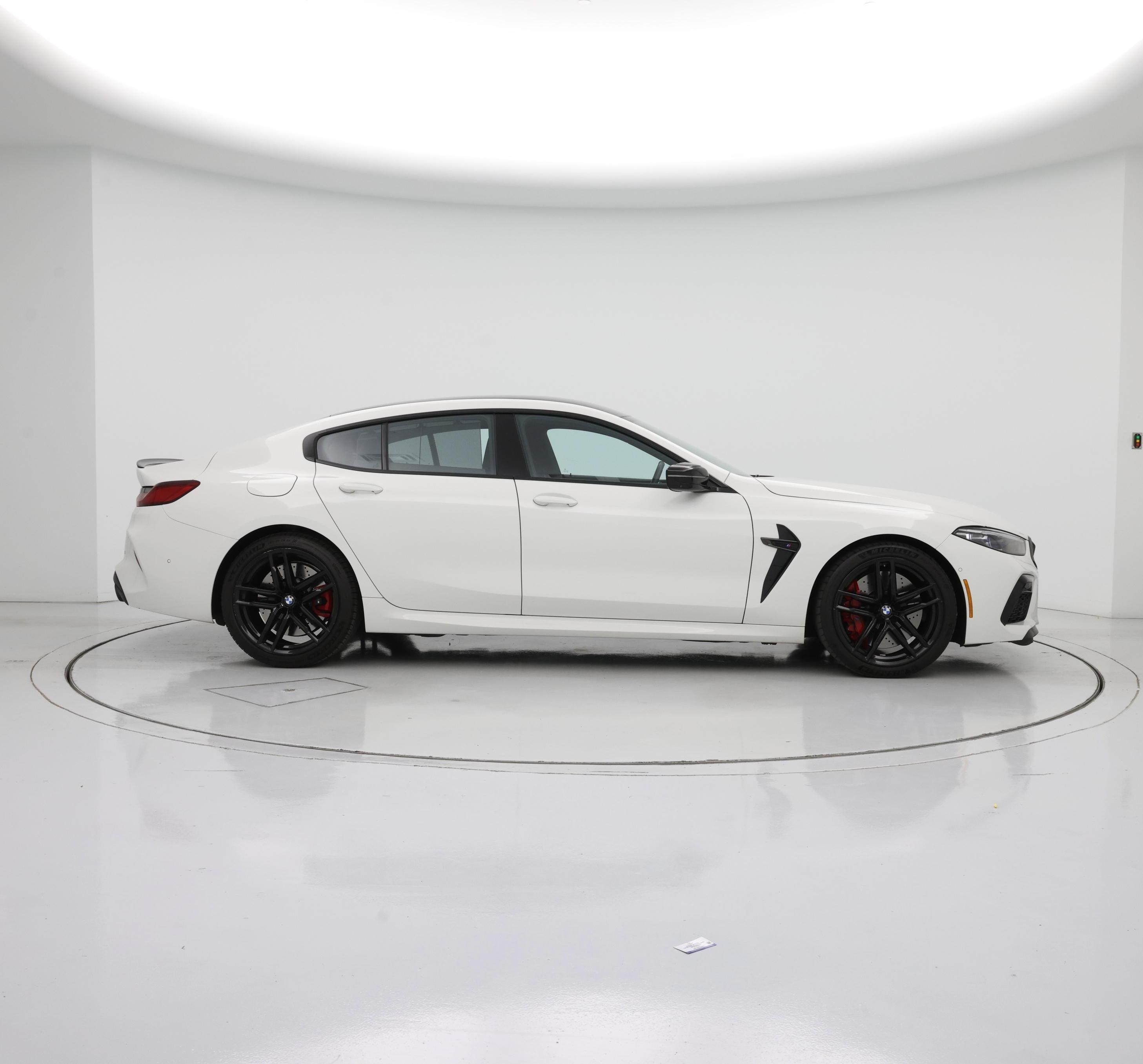 Thumbnail: 2022 BMW M8 - 7