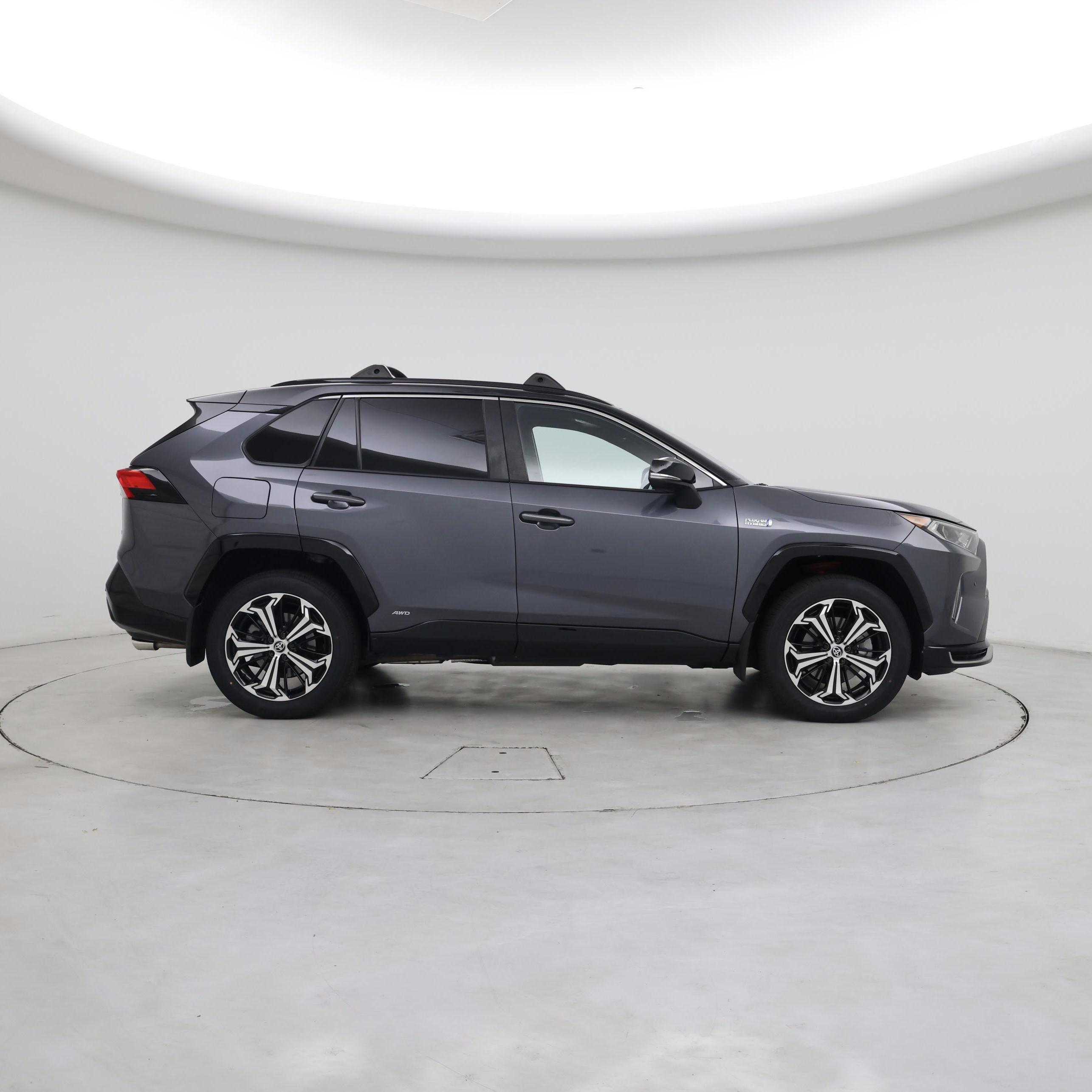 Thumbnail: 2021 Toyota RAV4 - 7