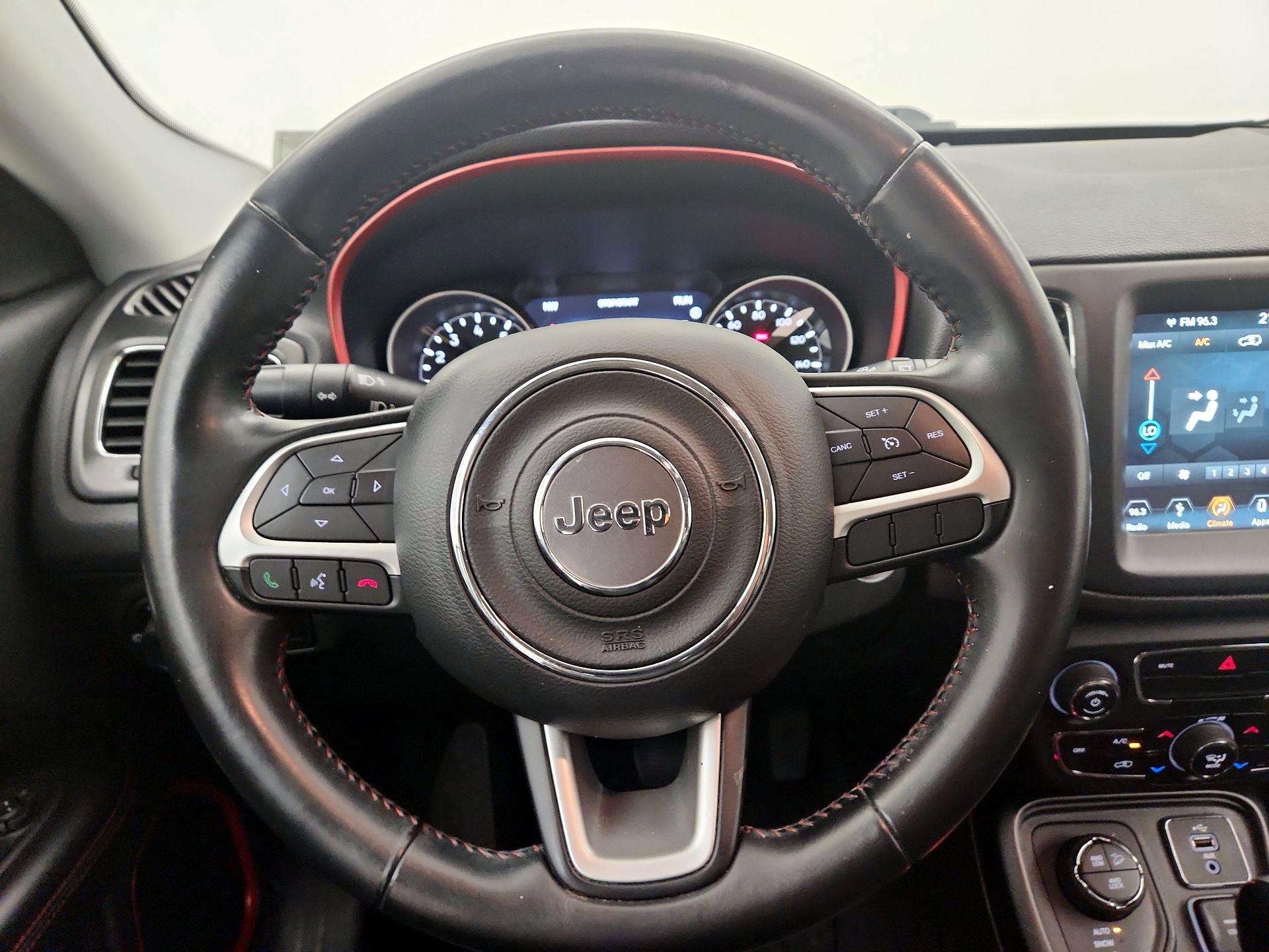 Thumbnail: 2019 Jeep Compass - 10