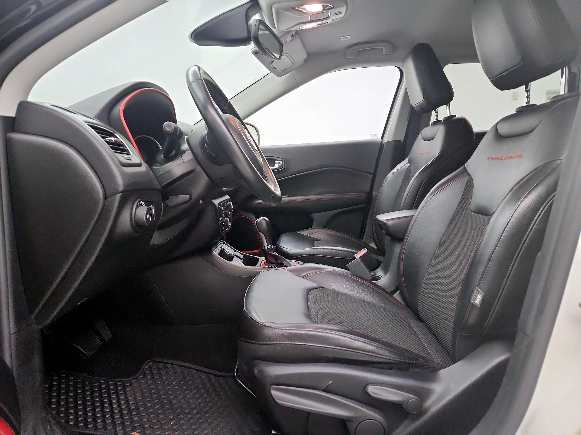 Thumbnail: 2019 Jeep Compass - 11