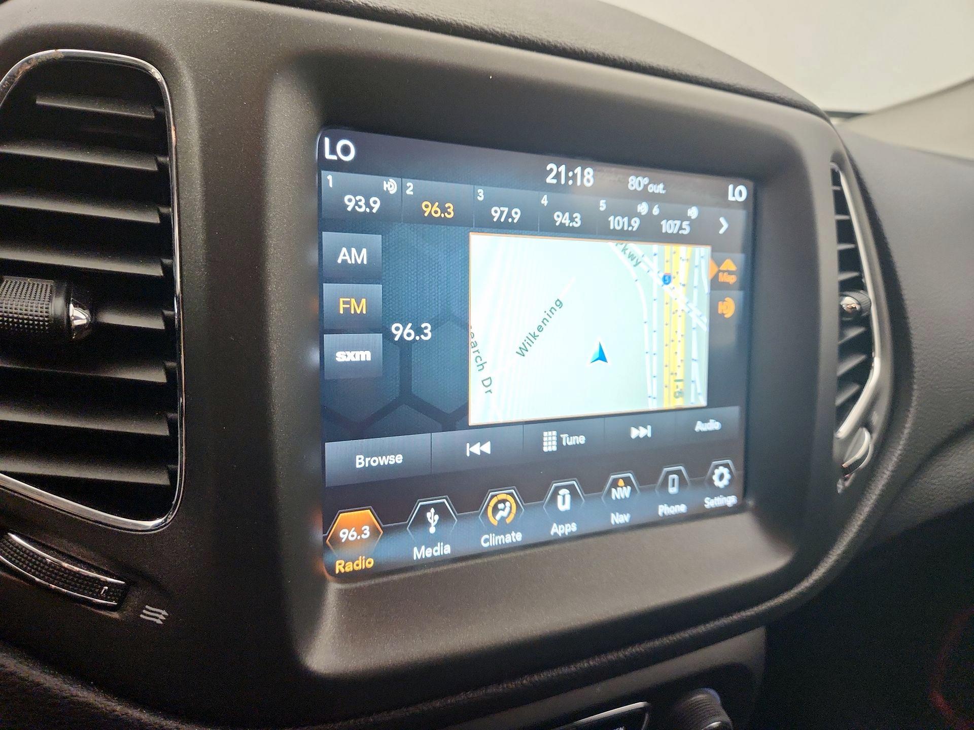 Thumbnail: 2019 Jeep Compass - 16
