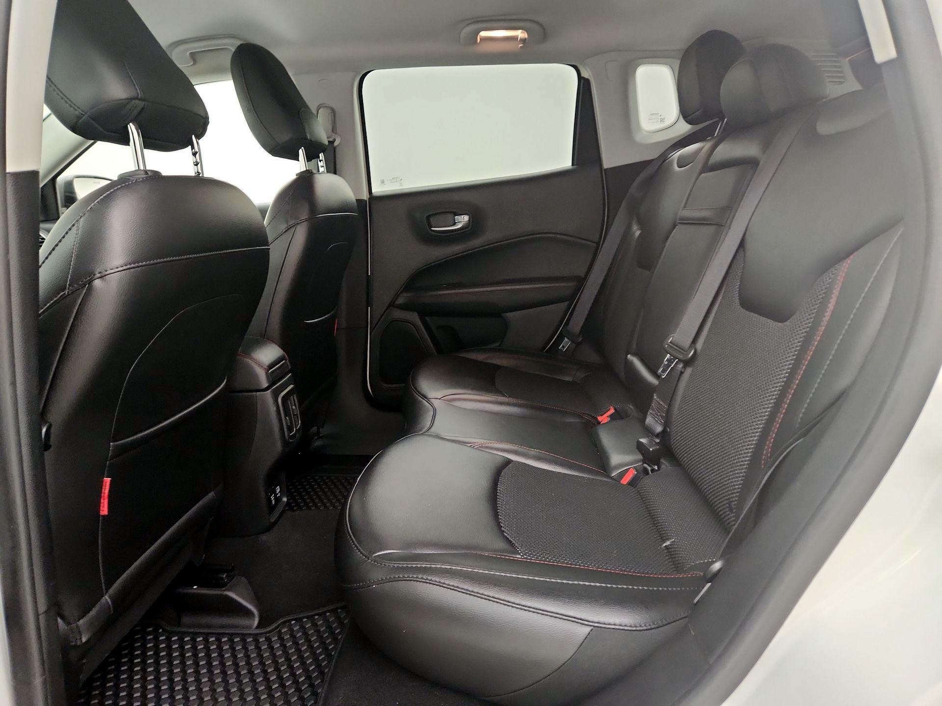 Thumbnail: 2019 Jeep Compass - 20