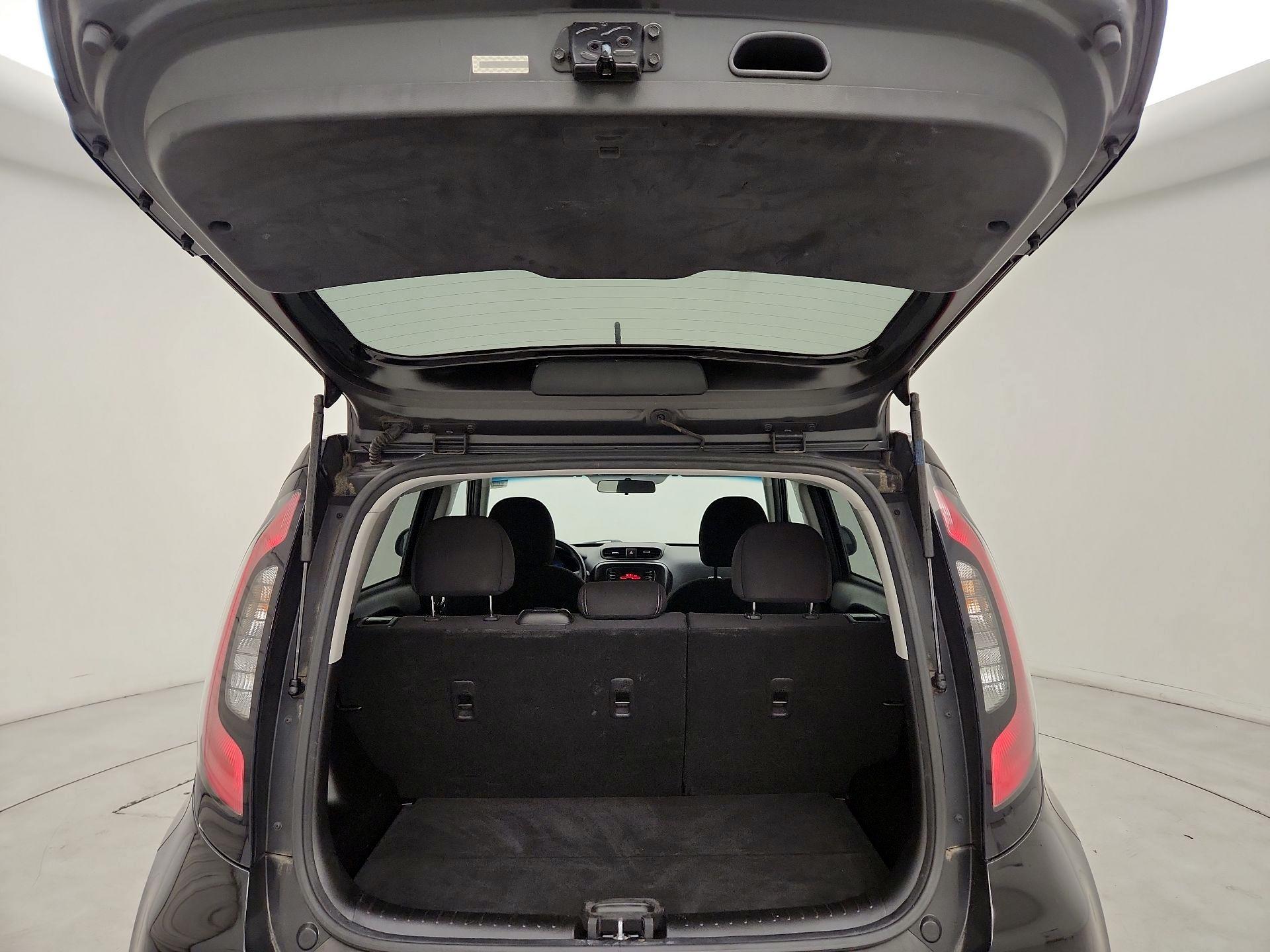 Thumbnail: 2015 Kia Soul - 19