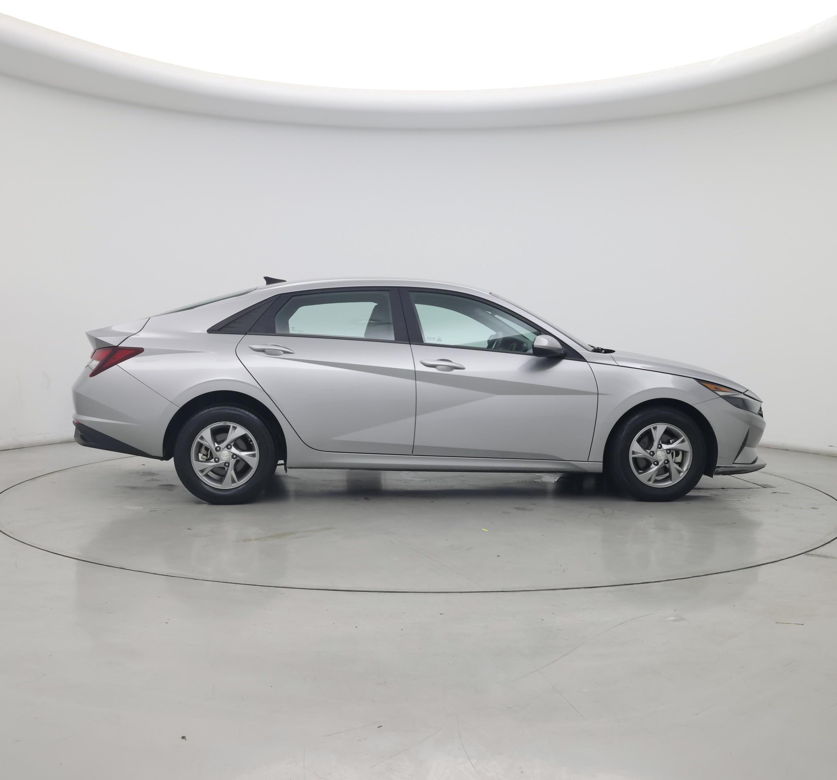Thumbnail: 2022 Hyundai Elantra - 7