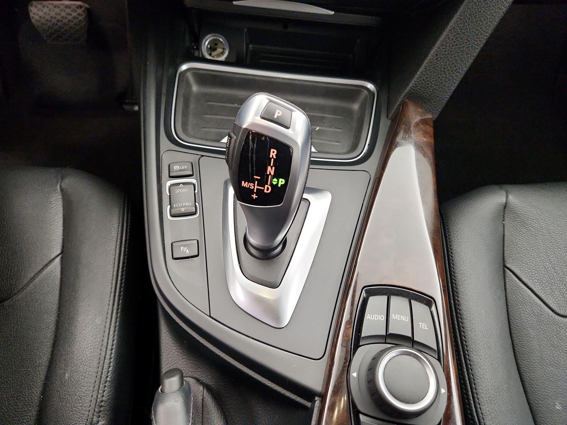 Thumbnail: 2014 BMW 3 Series - 17