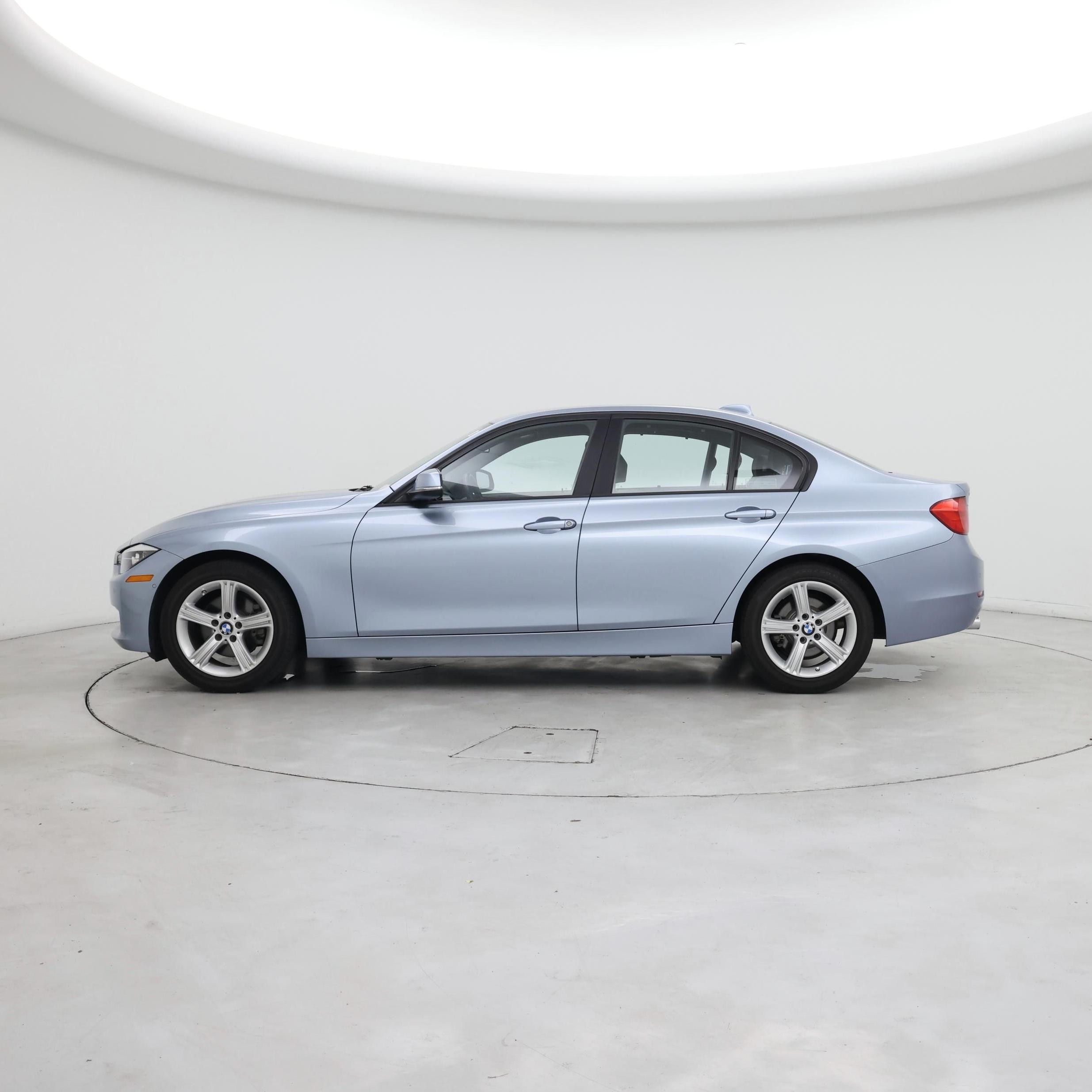Thumbnail: 2014 BMW 3 Series - 3
