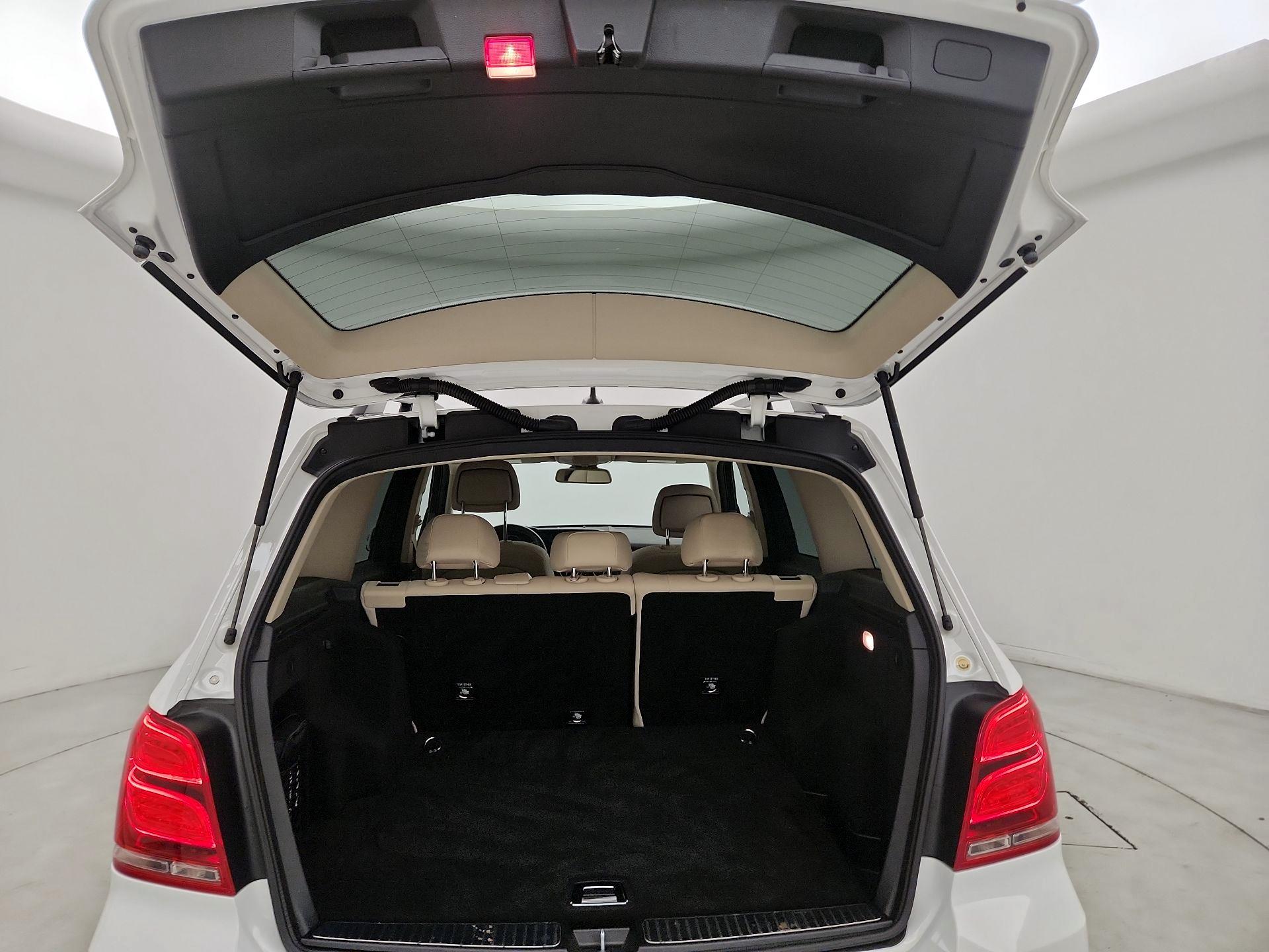 Thumbnail: 2014 Mercedes-Benz GLK - 18