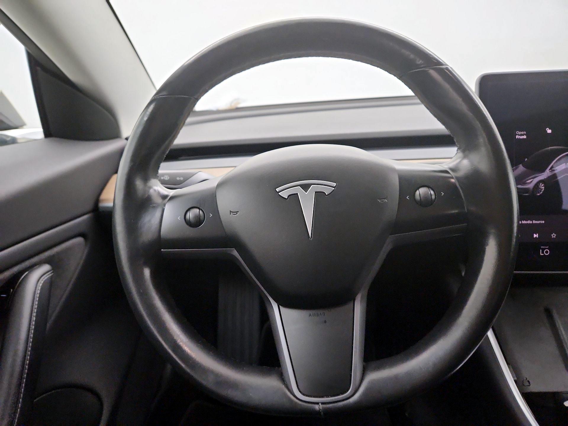 Thumbnail: 2018 Tesla Model 3 - 10