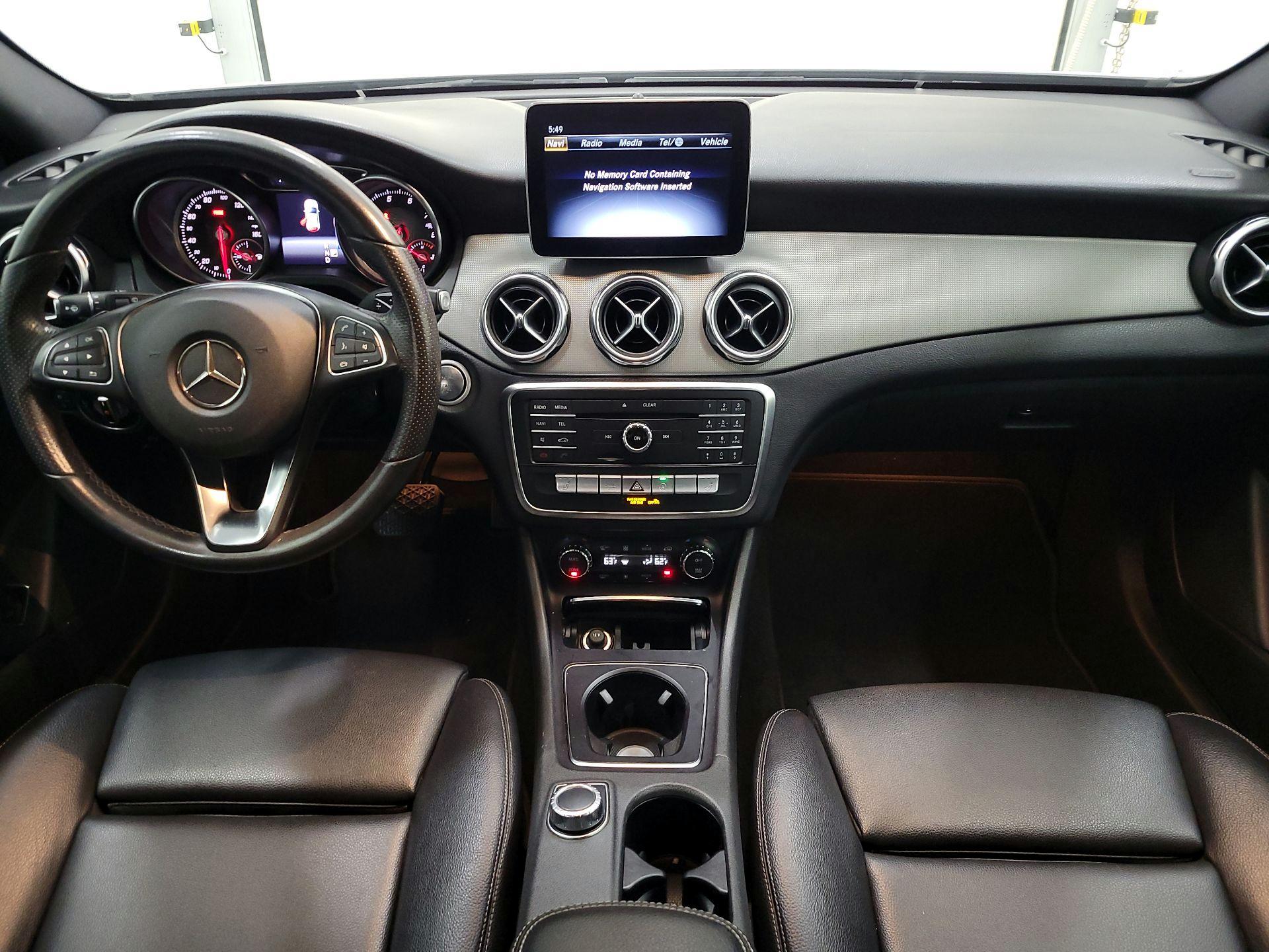 Thumbnail: 2020 Mercedes-Benz GLA - 9