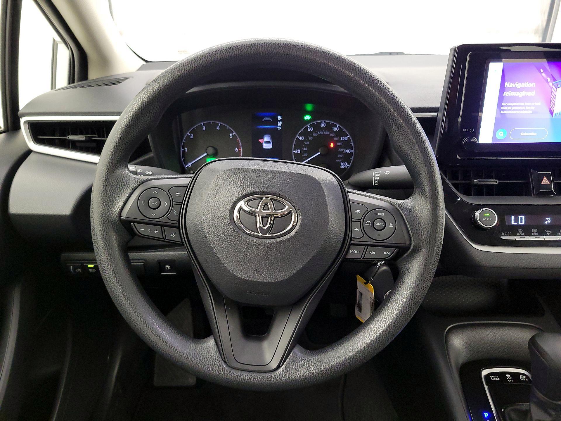 Thumbnail: 2023 Toyota Corolla - 10