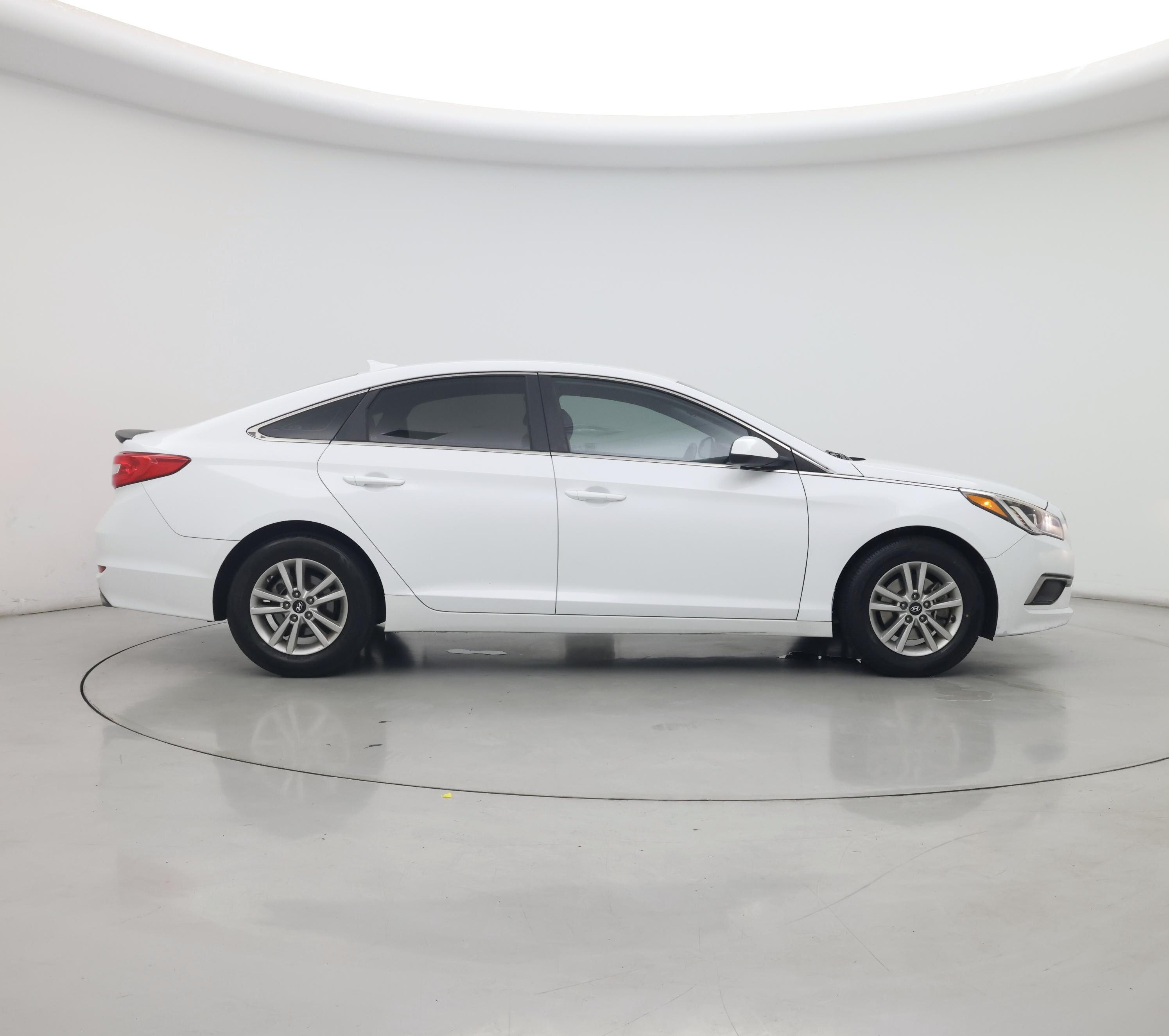 Thumbnail: 2017 Hyundai Sonata - 7