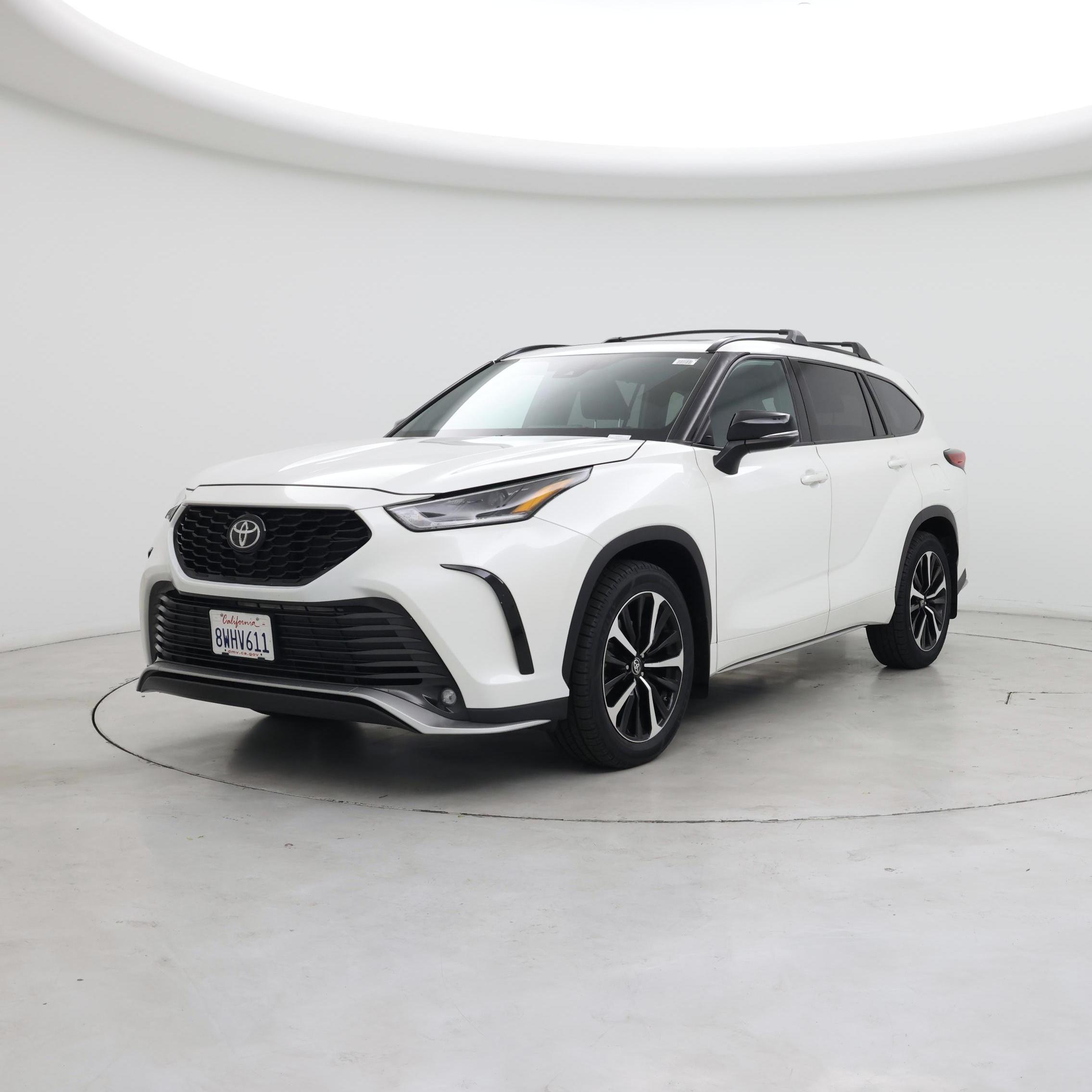 Thumbnail: 2021 Toyota Highlander - 4