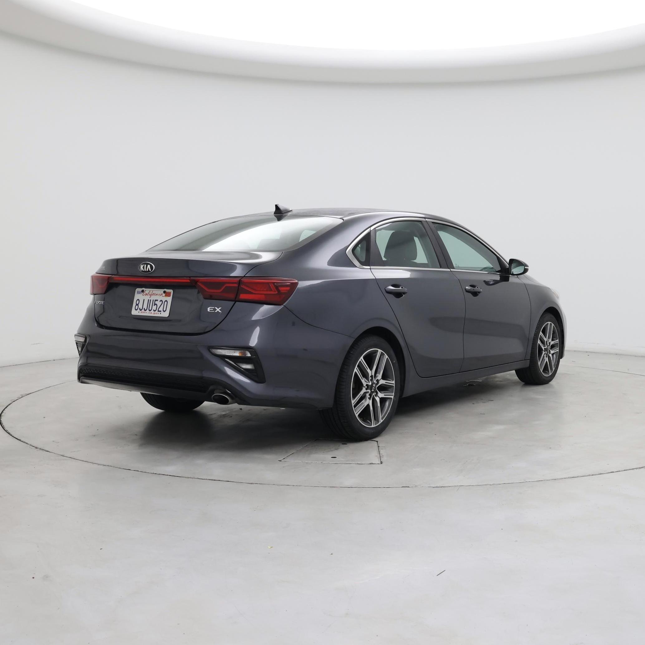 Thumbnail: 2019 Kia Forte - 8