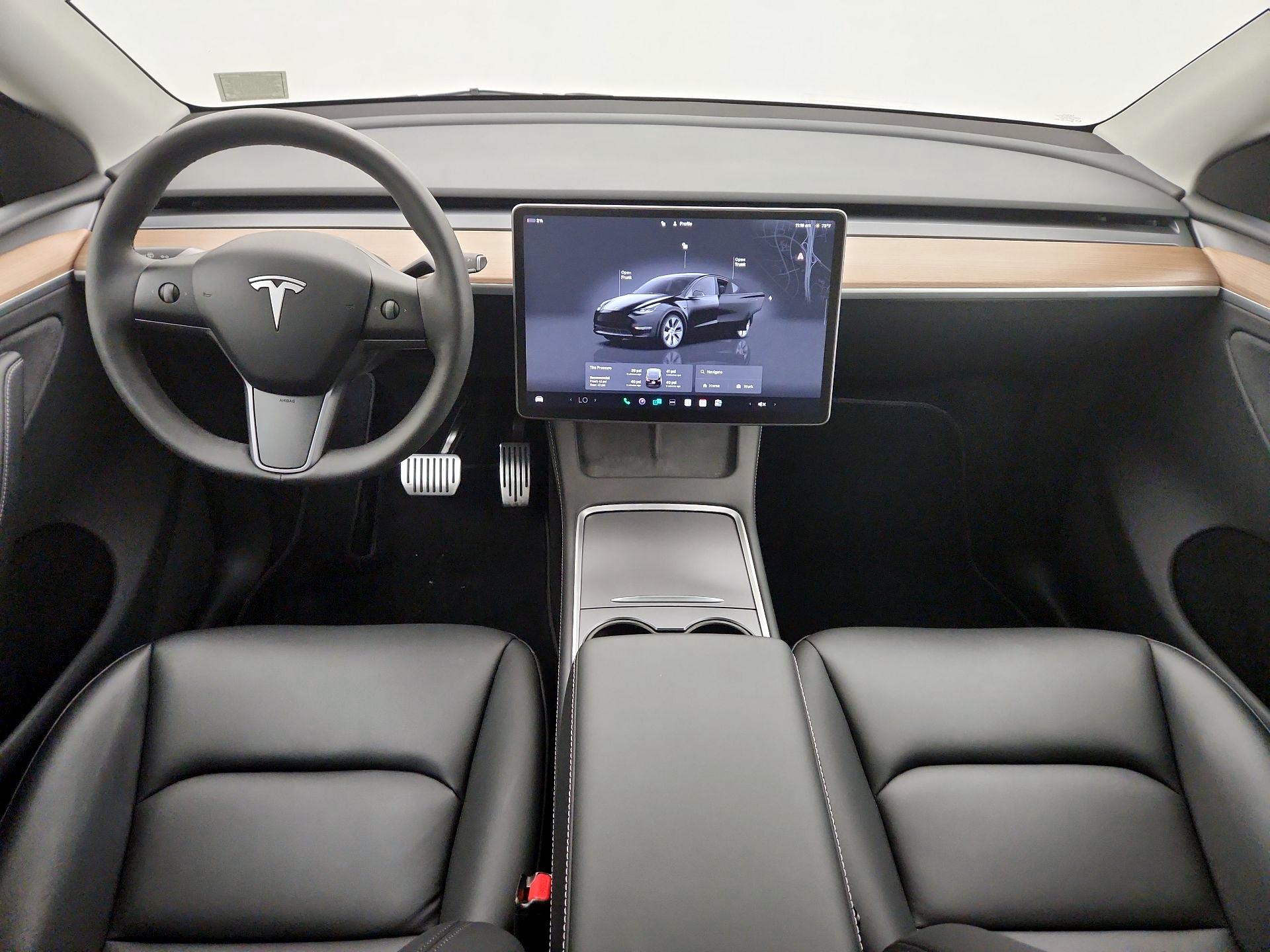 Thumbnail: 2023 Tesla Model Y - 9