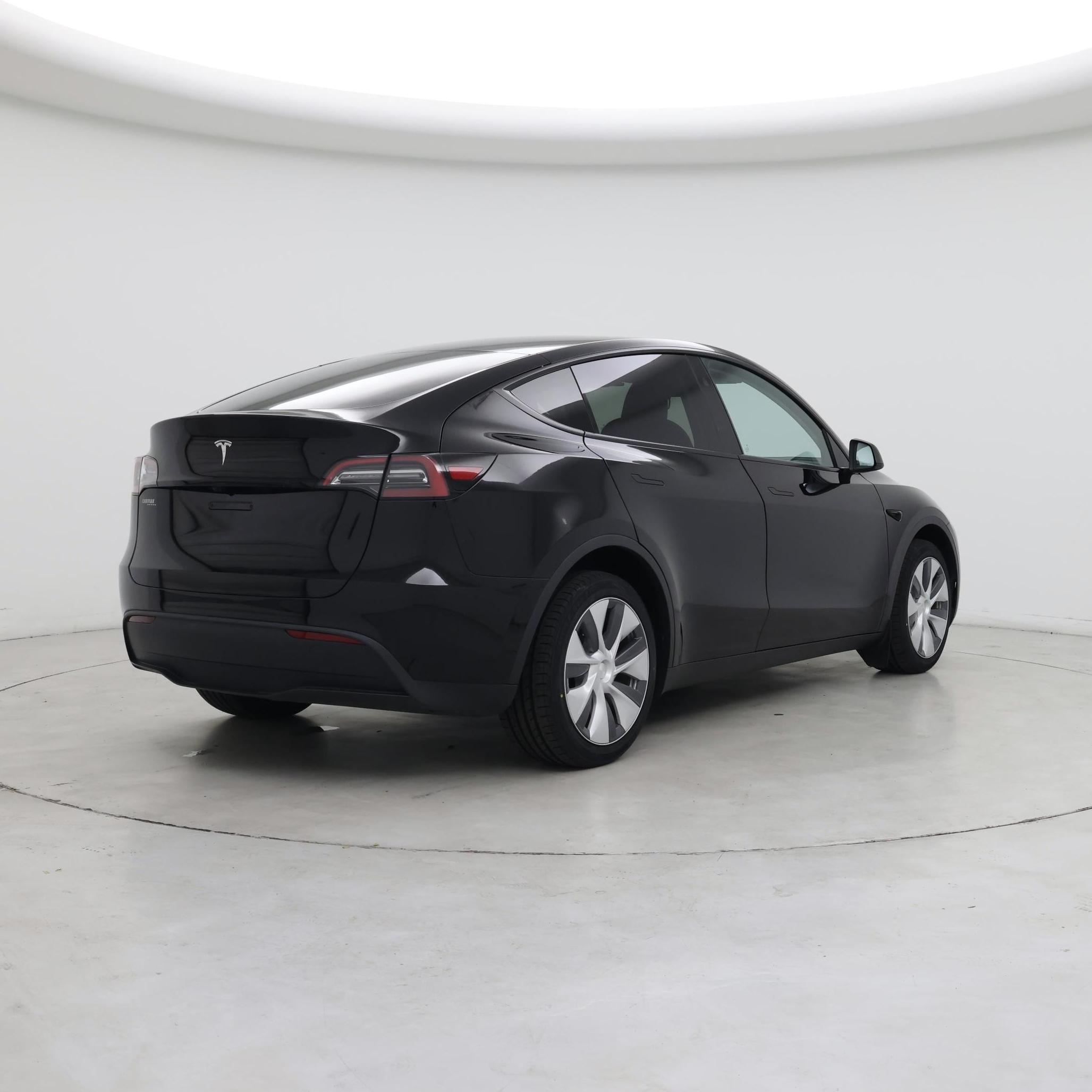 Thumbnail: 2023 Tesla Model Y - 8