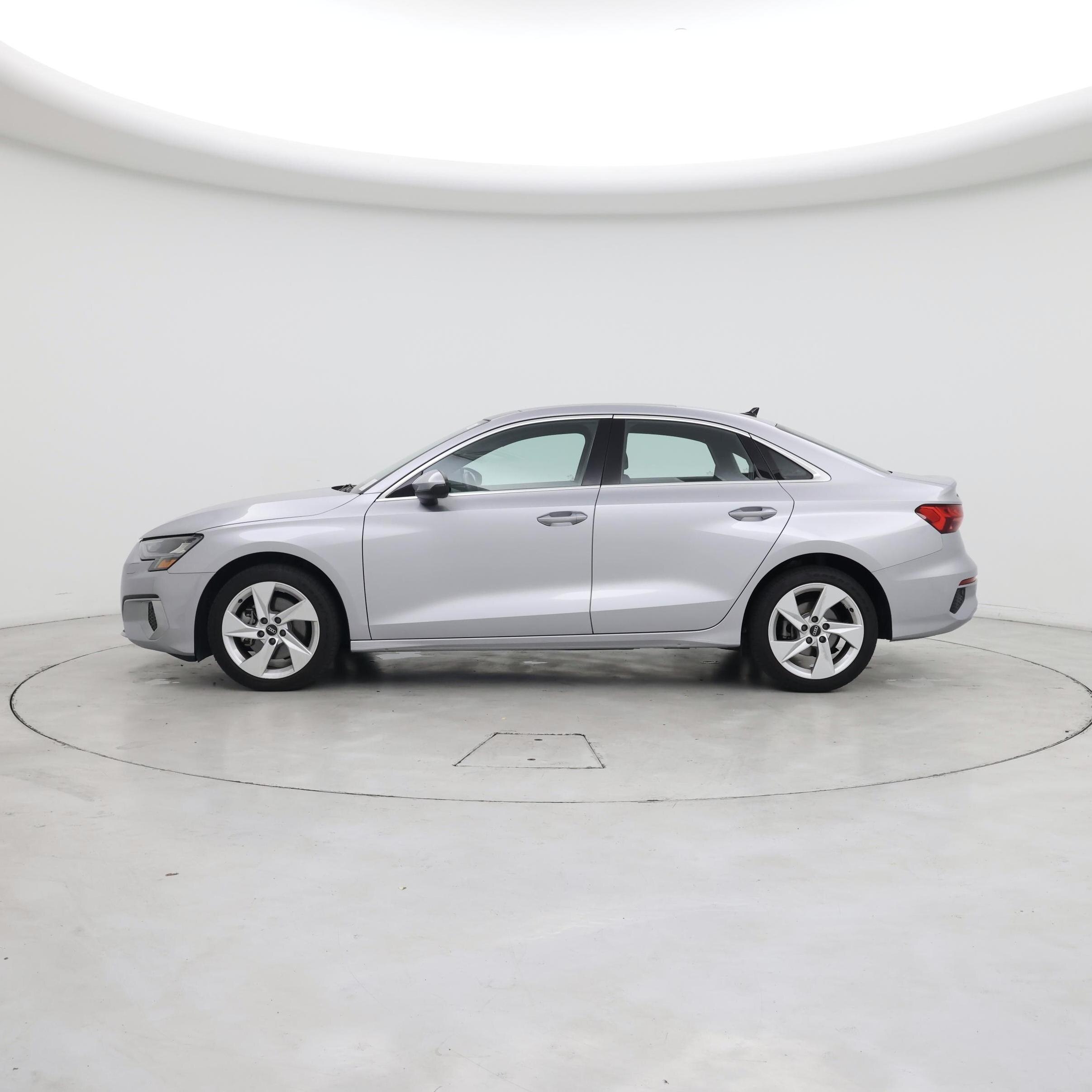 Thumbnail: 2022 Audi A3 - 3