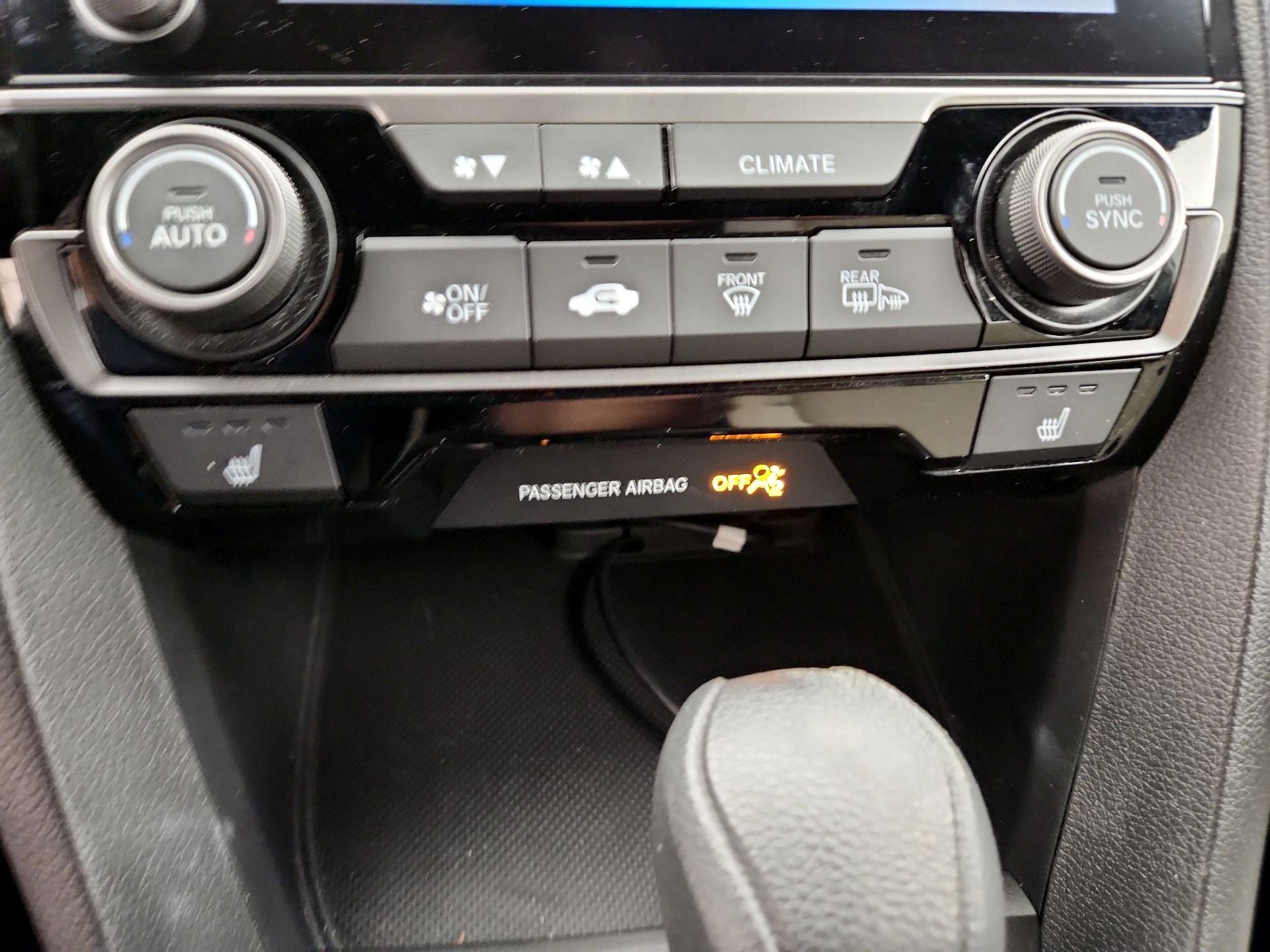 Thumbnail: 2019 Honda Civic - 16