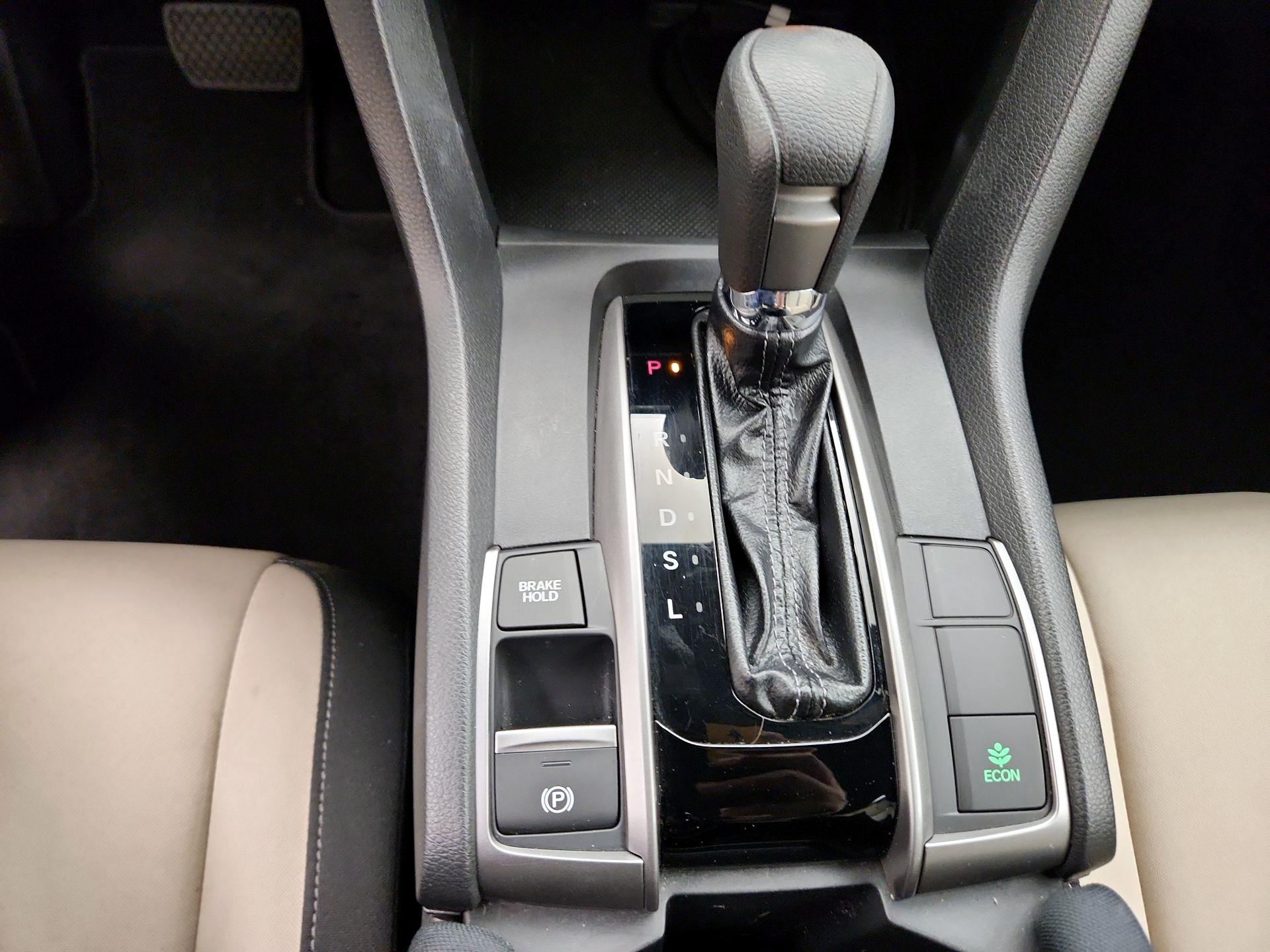 Thumbnail: 2019 Honda Civic - 17